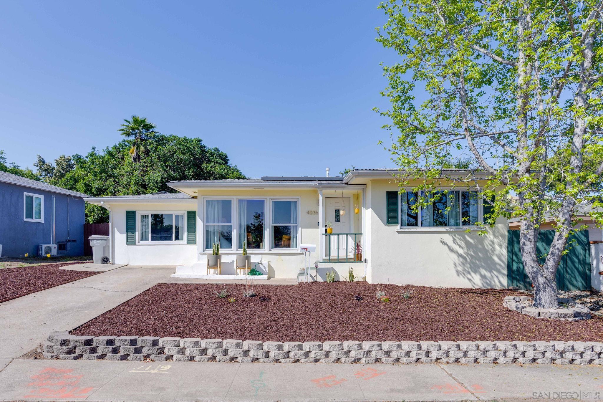 Detail Gallery Image 2 of 25 For 4036  Loma Alta Dr, San Diego,  CA 92115 - 3 Beds | 1 Baths