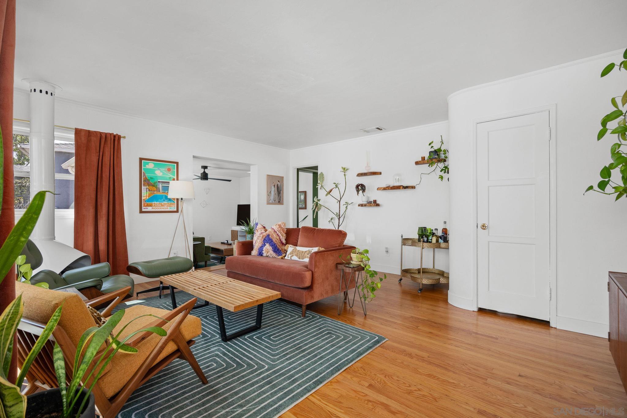 Detail Gallery Image 5 of 25 For 4036  Loma Alta Dr, San Diego,  CA 92115 - 3 Beds | 1 Baths