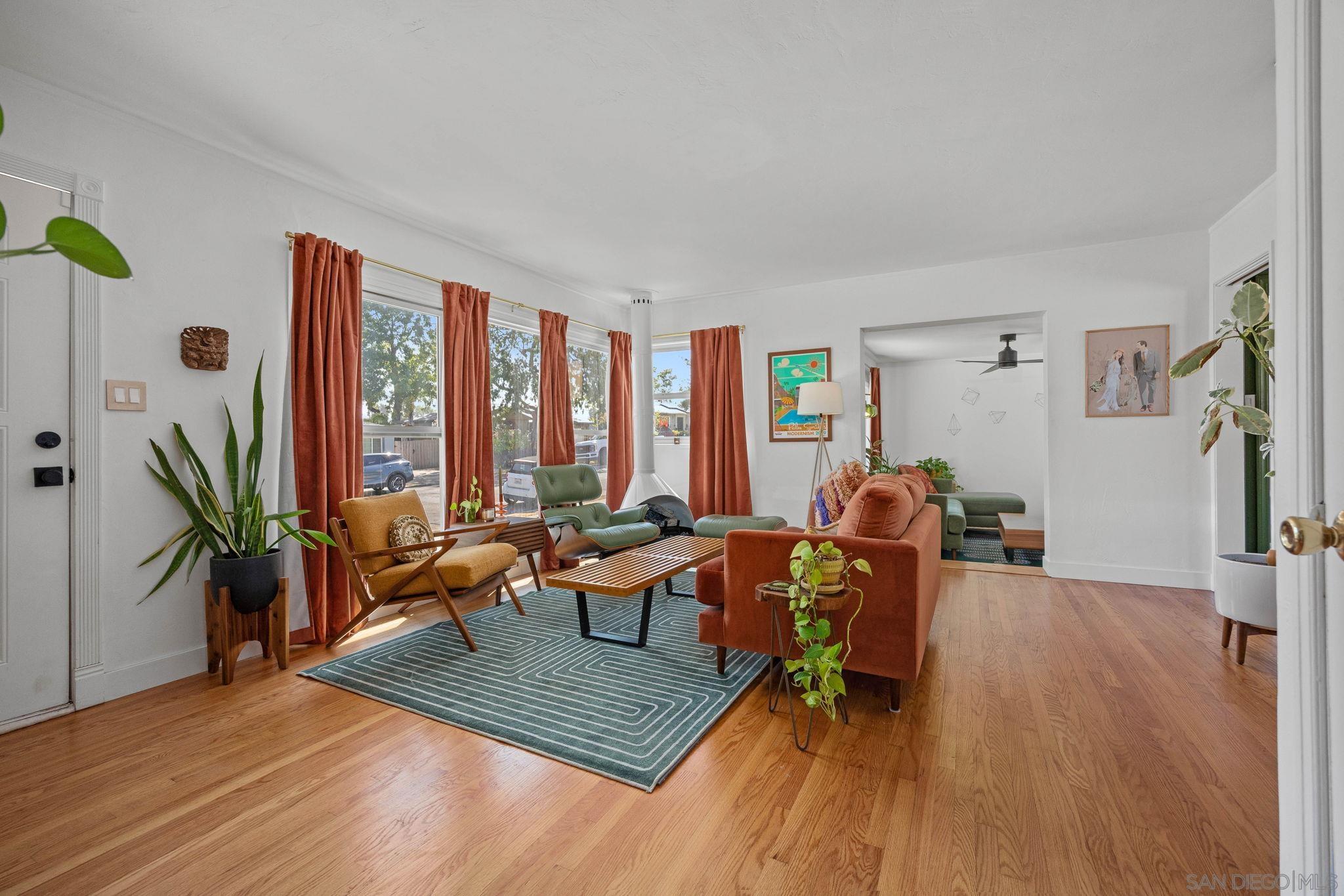 Detail Gallery Image 7 of 25 For 4036  Loma Alta Dr, San Diego,  CA 92115 - 3 Beds | 1 Baths