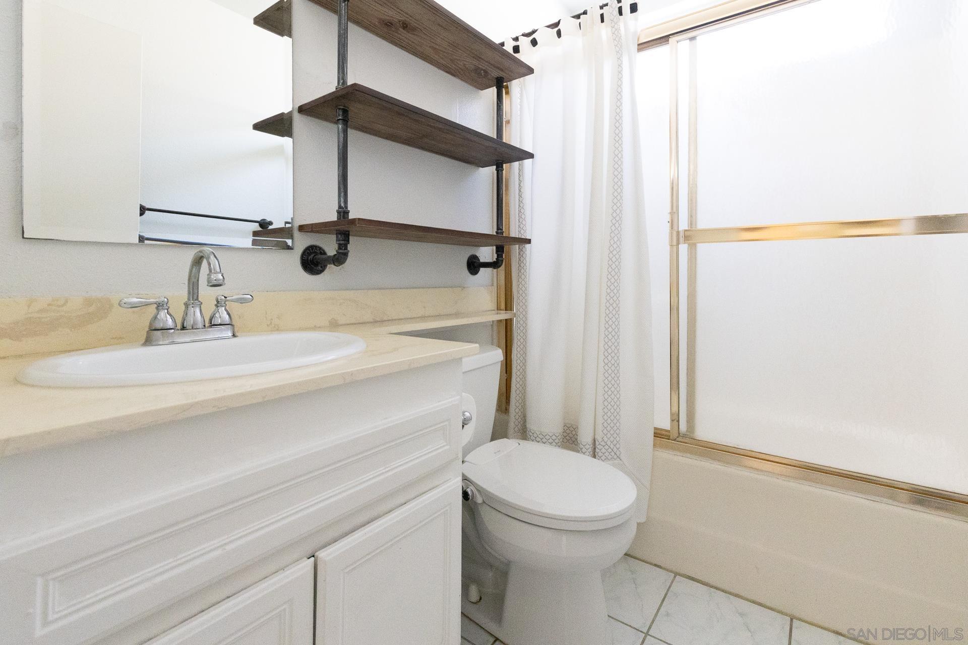 Detail Gallery Image 23 of 27 For 2254  Spring Oak Way, San Diego,  CA 92139 - 3 Beds | 2 Baths