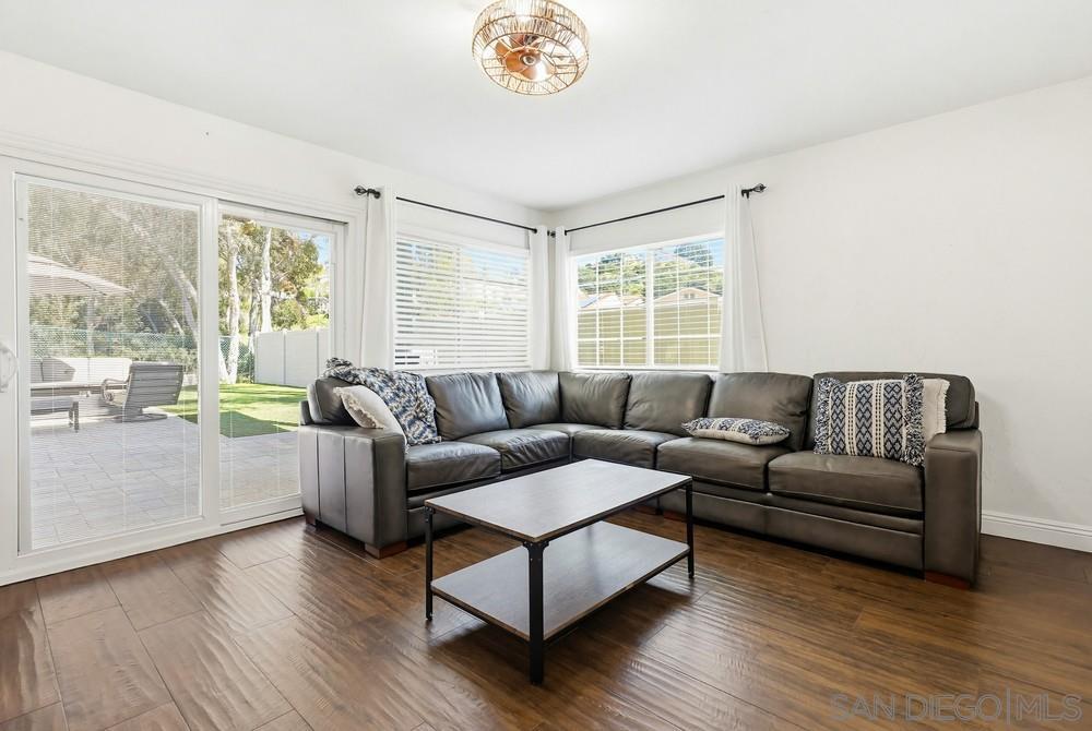 Detail Gallery Image 15 of 72 For 4211  Cartulina Rd, San Diego,  CA 92124 - 4 Beds | 3/1 Baths