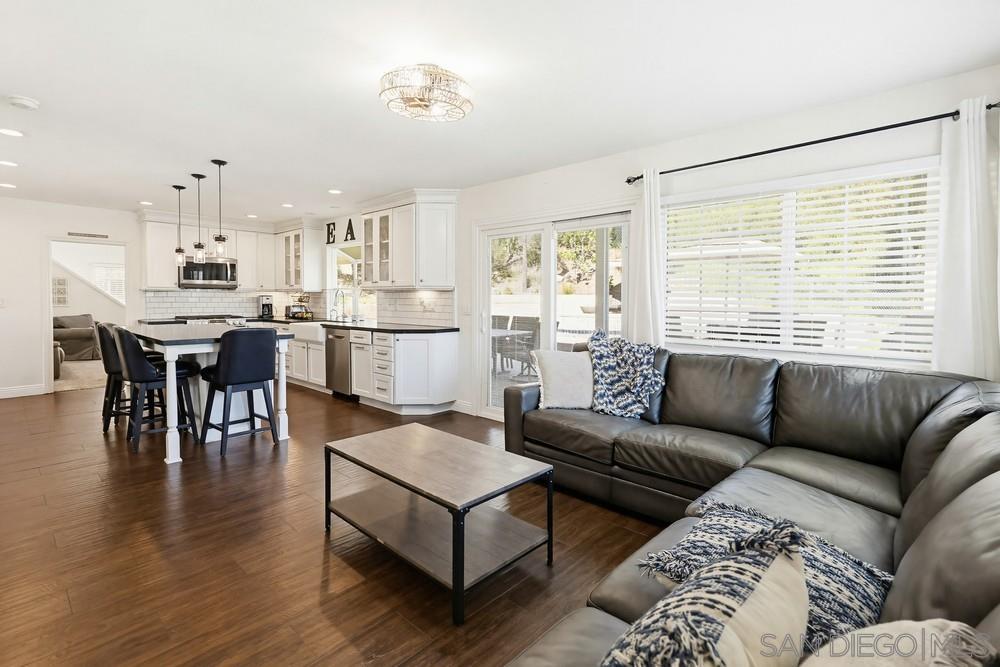 Detail Gallery Image 17 of 72 For 4211  Cartulina Rd, San Diego,  CA 92124 - 4 Beds | 3/1 Baths