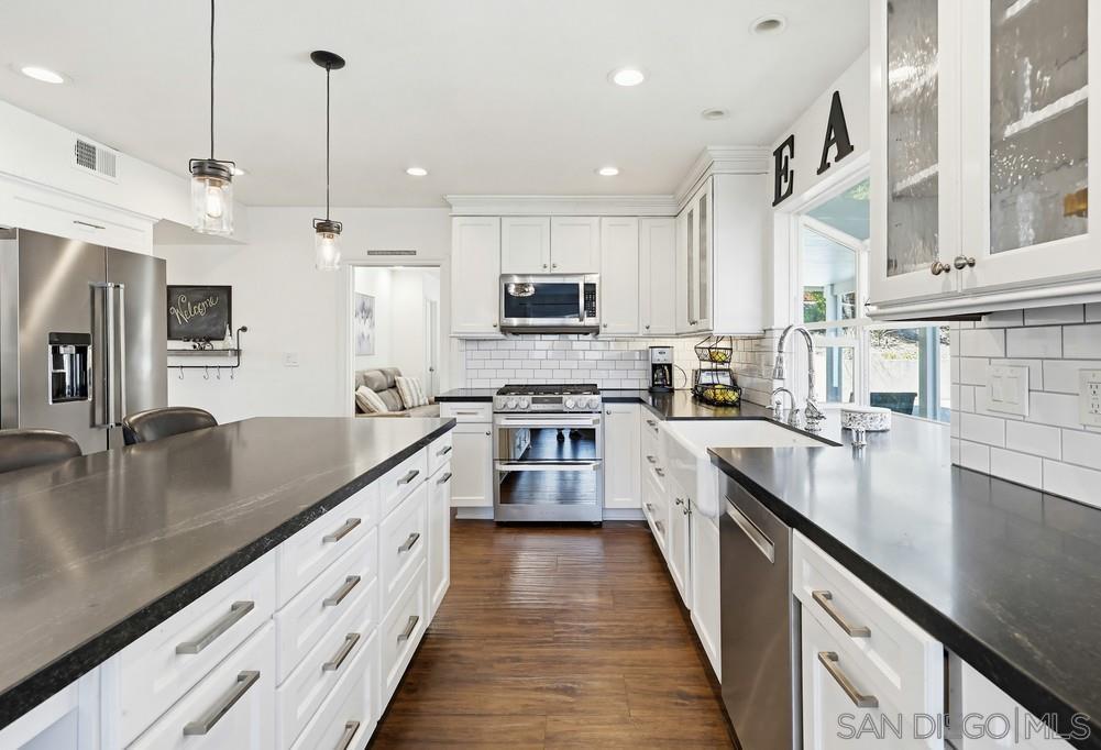 Detail Gallery Image 23 of 72 For 4211  Cartulina Rd, San Diego,  CA 92124 - 4 Beds | 3/1 Baths