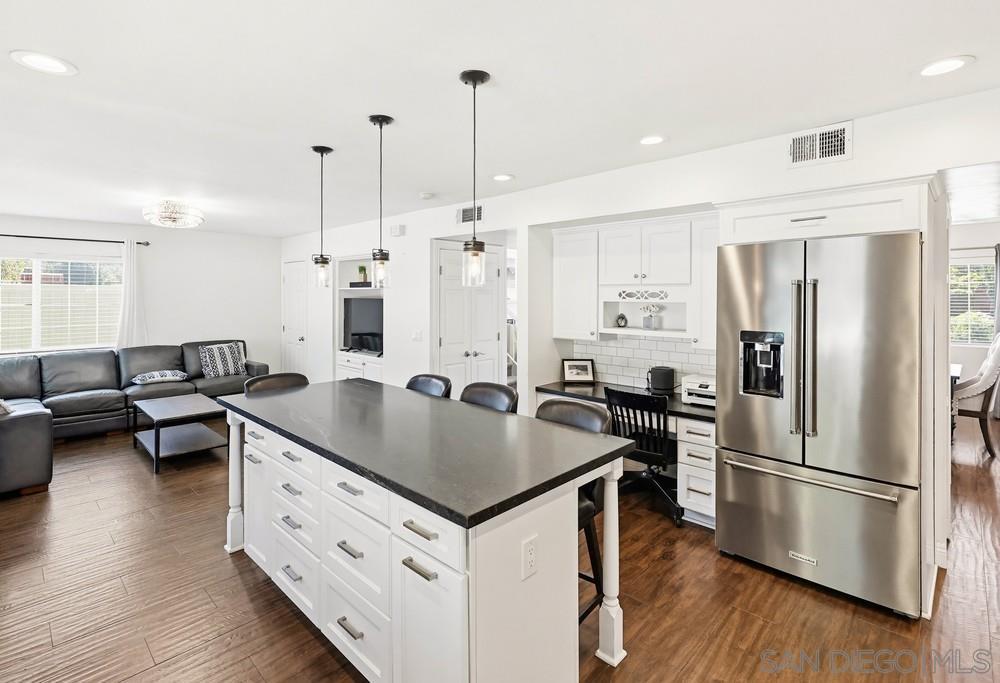 Detail Gallery Image 25 of 72 For 4211  Cartulina Rd, San Diego,  CA 92124 - 4 Beds | 3/1 Baths