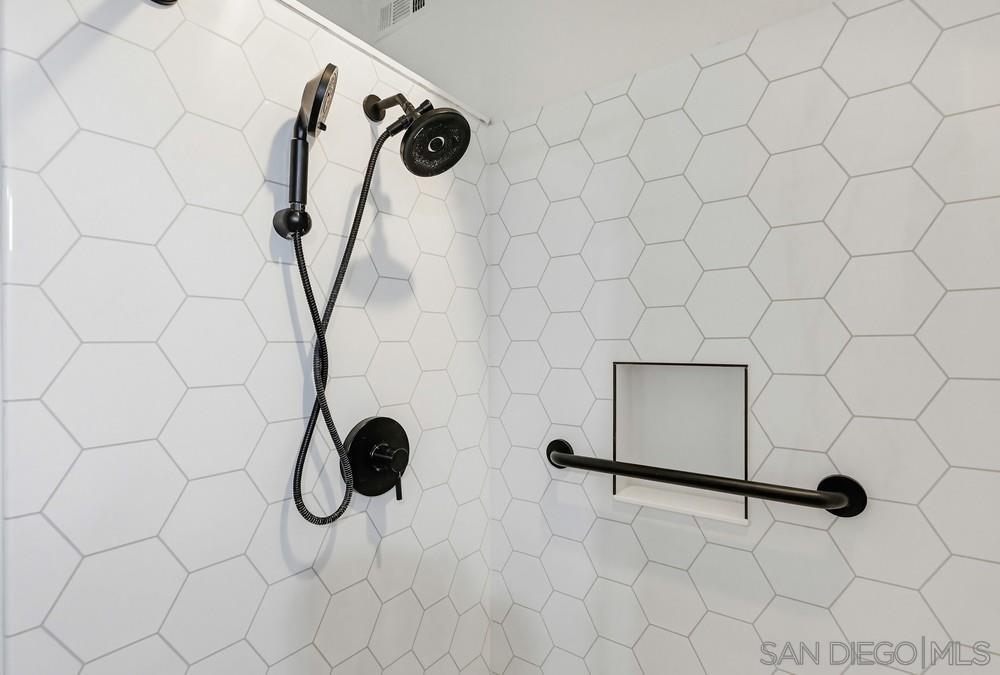 Detail Gallery Image 58 of 72 For 4211  Cartulina Rd, San Diego,  CA 92124 - 4 Beds | 3/1 Baths