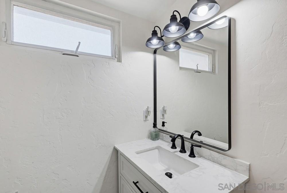 Detail Gallery Image 59 of 72 For 4211  Cartulina Rd, San Diego,  CA 92124 - 4 Beds | 3/1 Baths