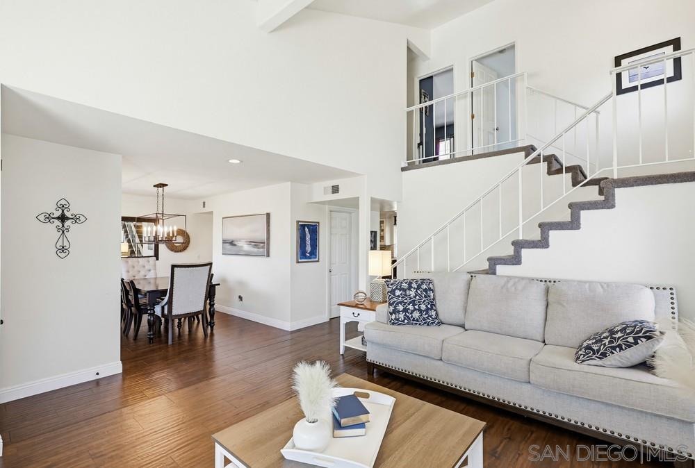 Detail Gallery Image 10 of 72 For 4211  Cartulina Rd, San Diego,  CA 92124 - 4 Beds | 3/1 Baths