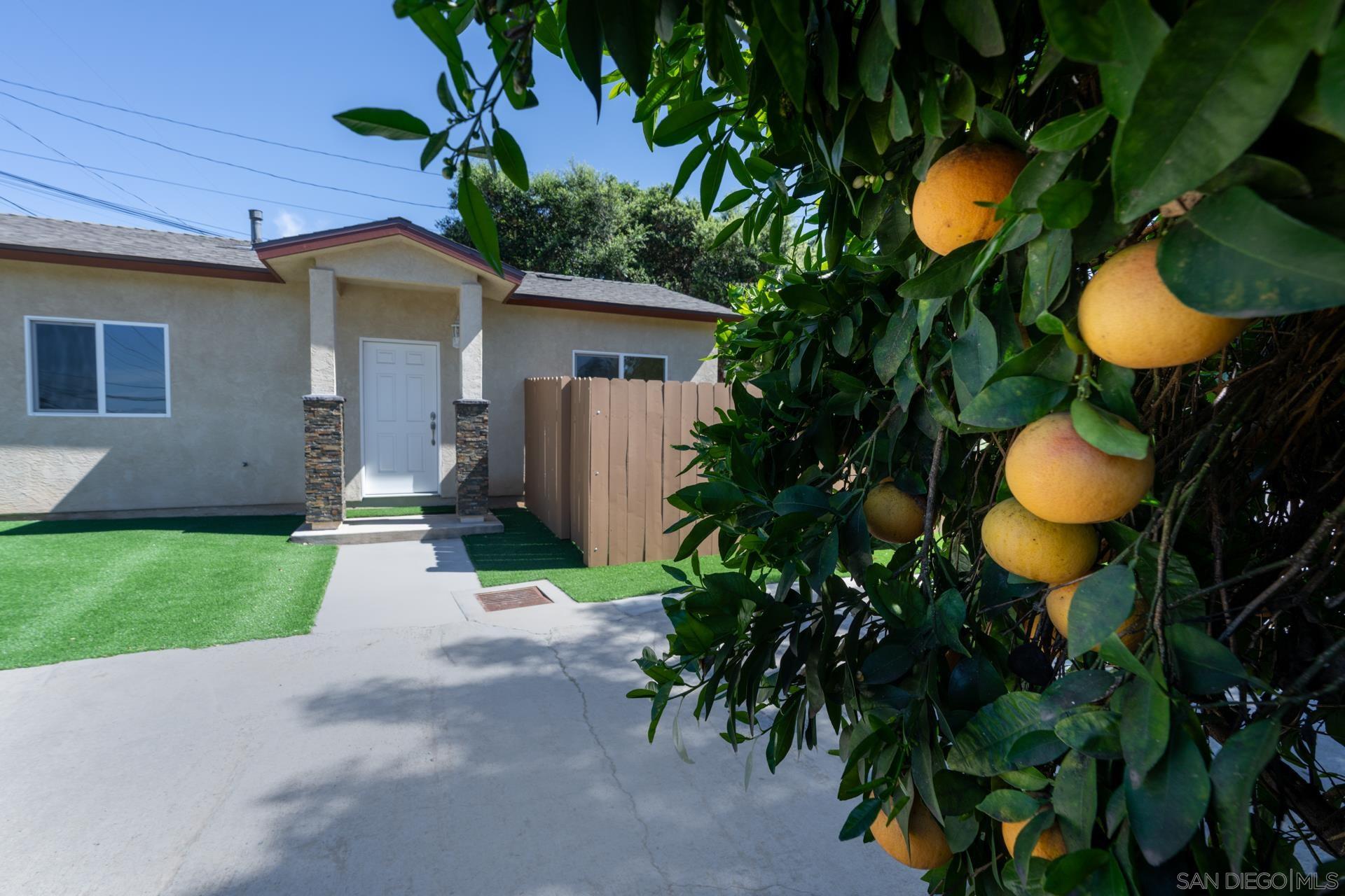 Detail Gallery Image 11 of 75 For 12325-12327  Lemoncrest Drive, Lakeside,  CA 92040 - – Beds | – Baths