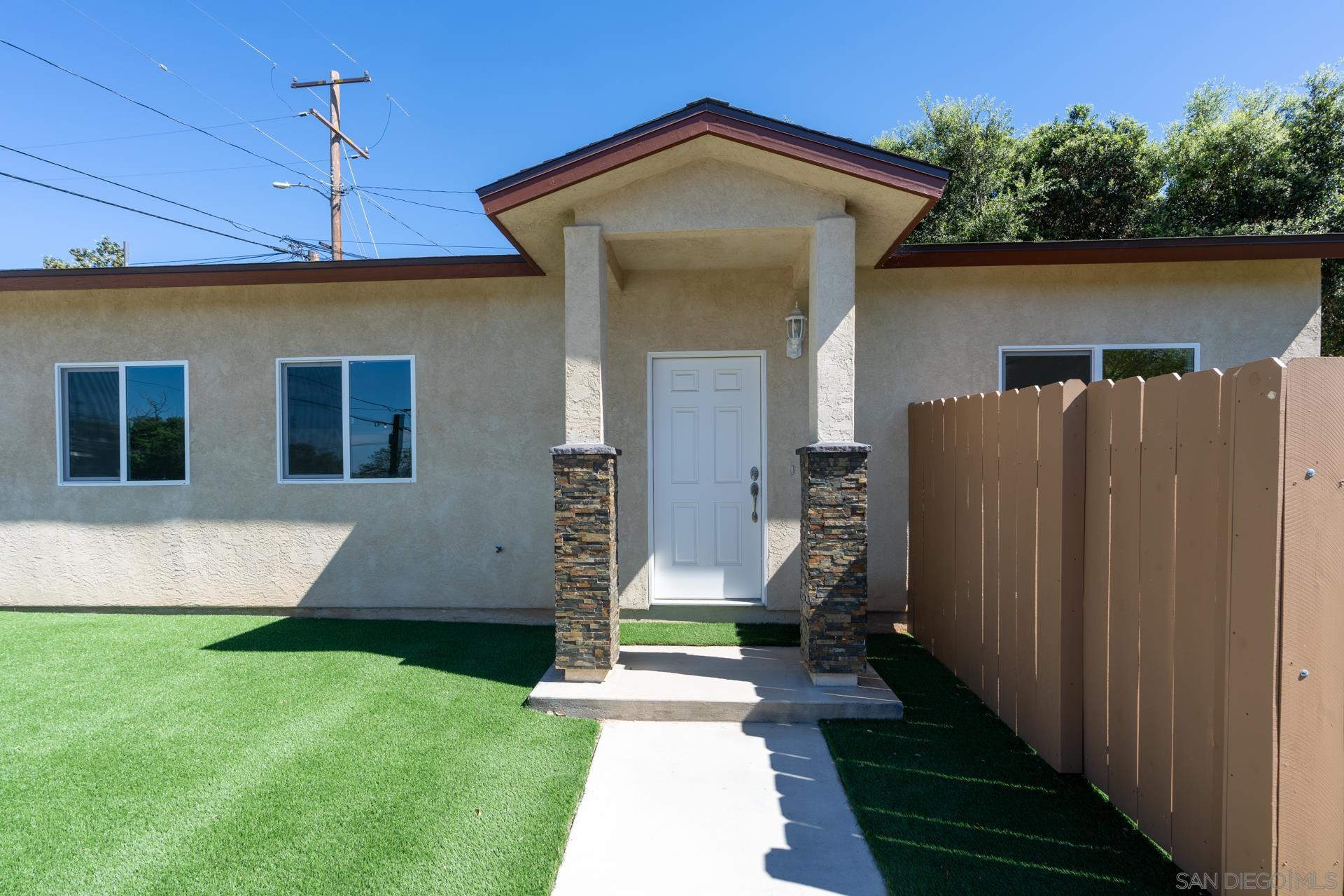 Detail Gallery Image 10 of 75 For 12325-12327  Lemoncrest Drive, Lakeside,  CA 92040 - – Beds | – Baths