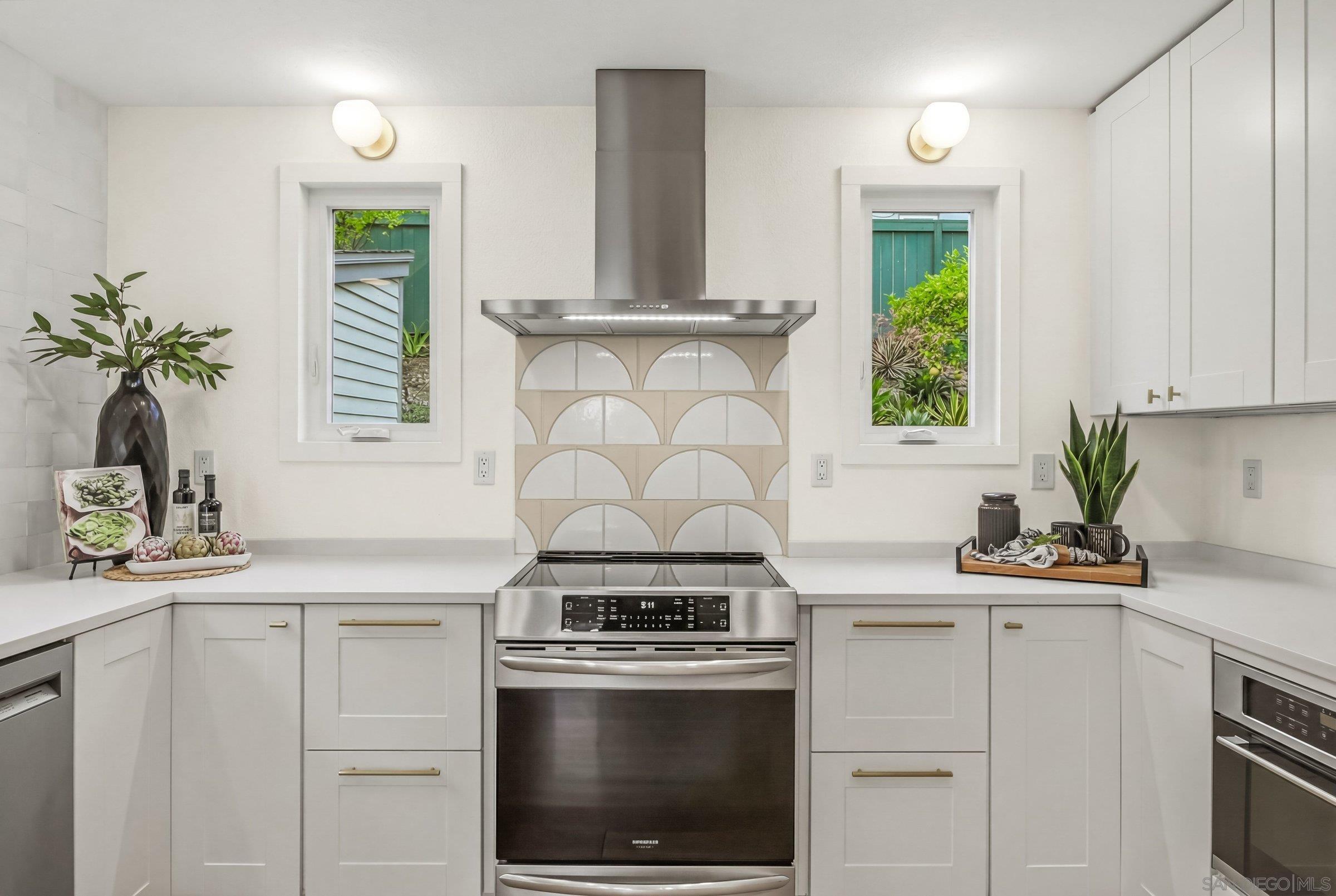 Detail Gallery Image 18 of 63 For 12306  Katydid, San Diego,  CA 92129 - 5 Beds | 2/1 Baths