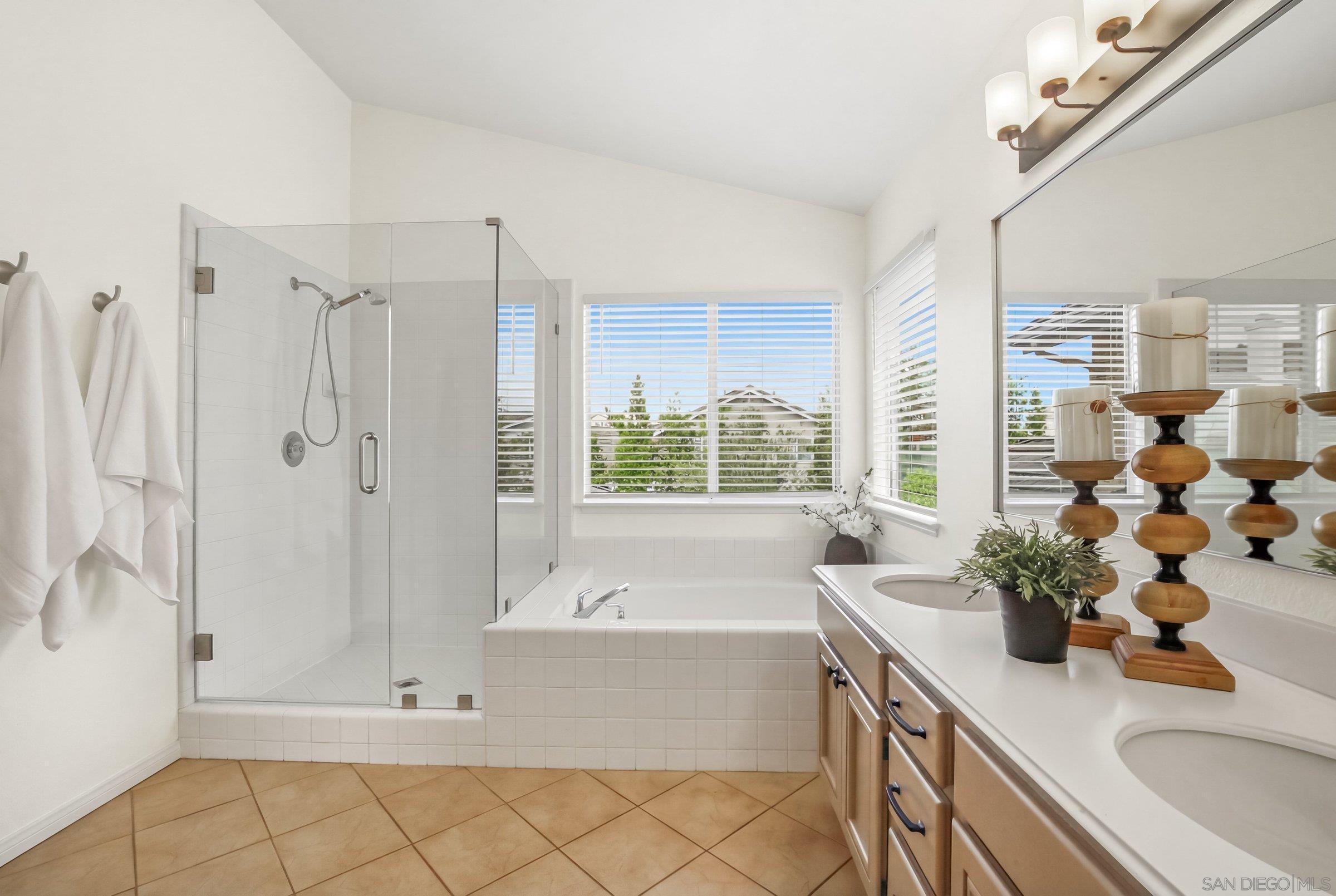 Detail Gallery Image 35 of 63 For 12306  Katydid, San Diego,  CA 92129 - 5 Beds | 2/1 Baths