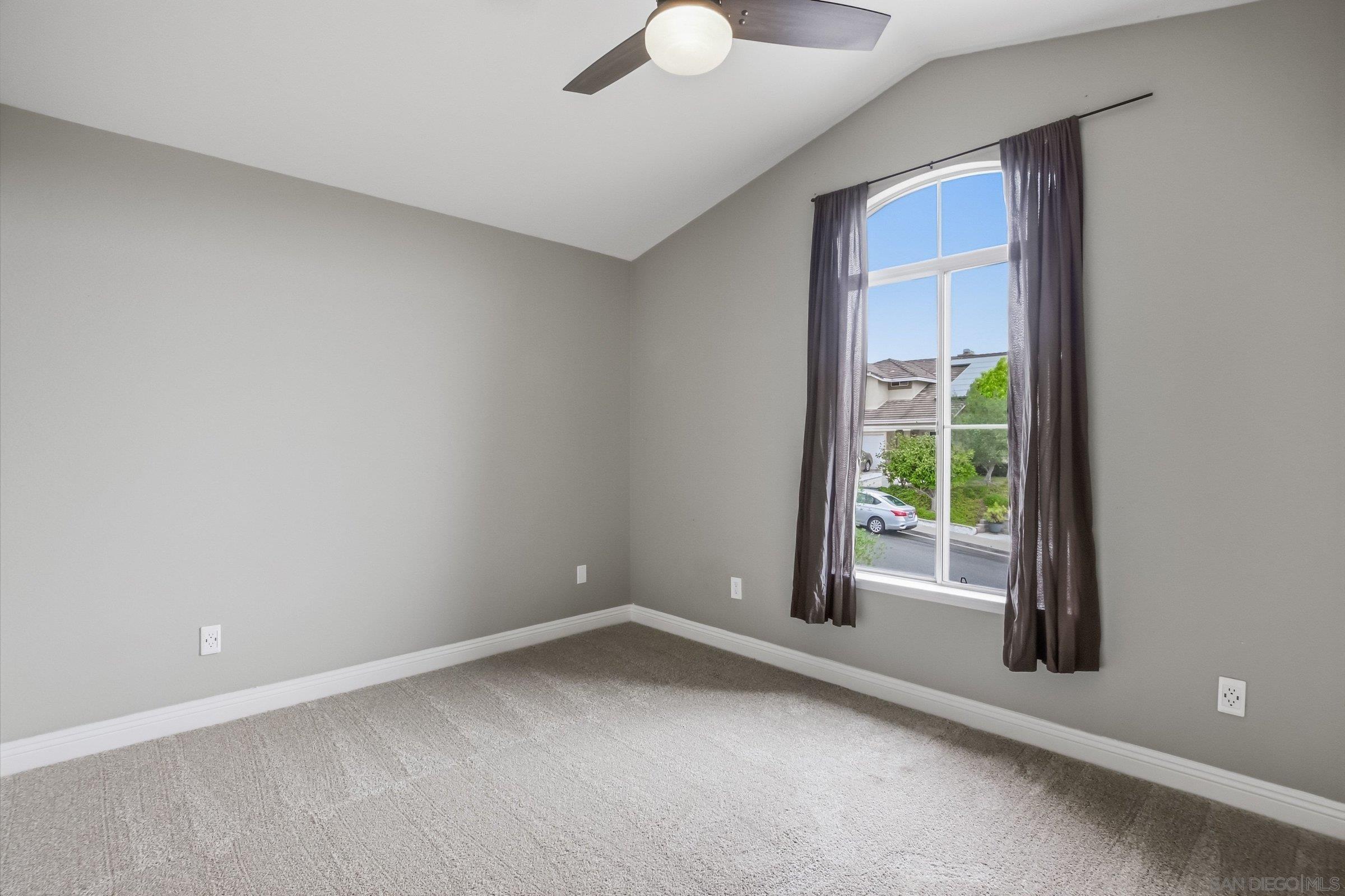 Detail Gallery Image 41 of 63 For 12306  Katydid, San Diego,  CA 92129 - 5 Beds | 2/1 Baths