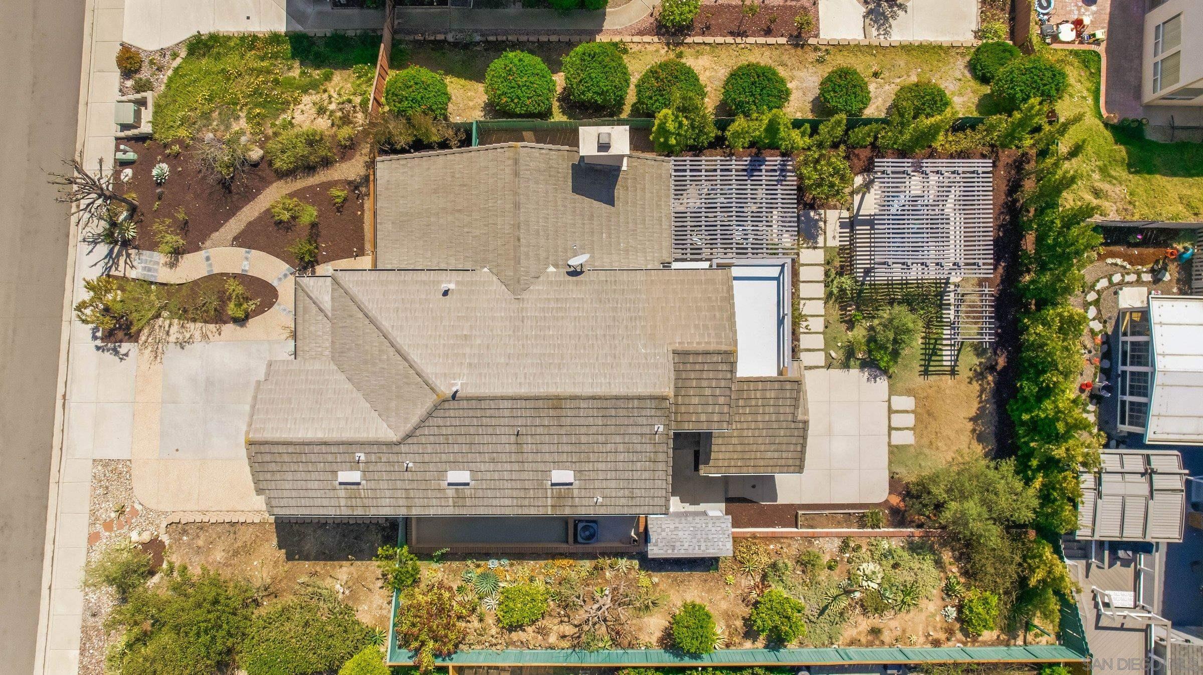 Detail Gallery Image 51 of 63 For 12306  Katydid, San Diego,  CA 92129 - 5 Beds | 2/1 Baths