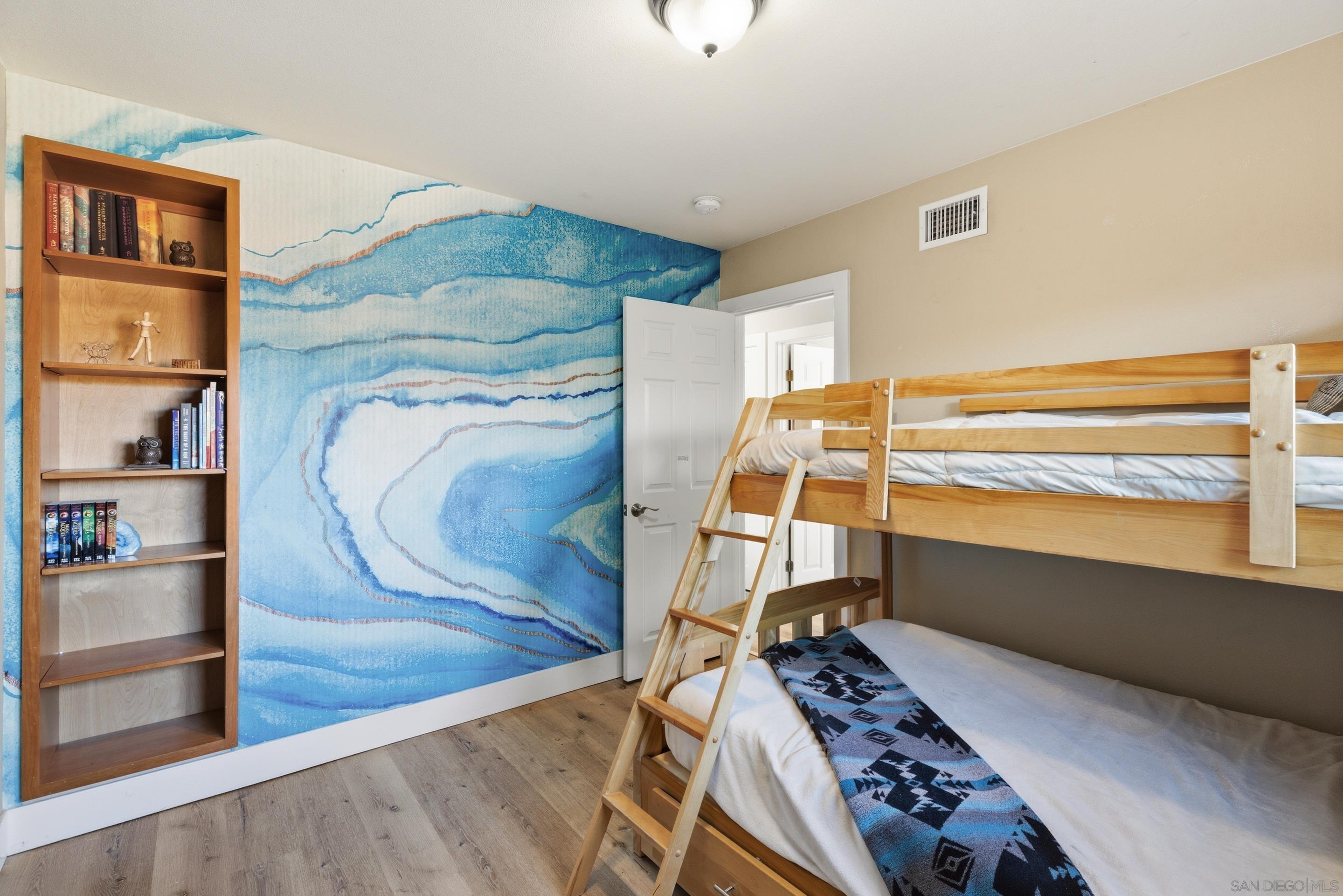 Detail Gallery Image 12 of 21 For 1448  Patero Court, Lemon Grove,  CA 91945 - 3 Beds | 2 Baths