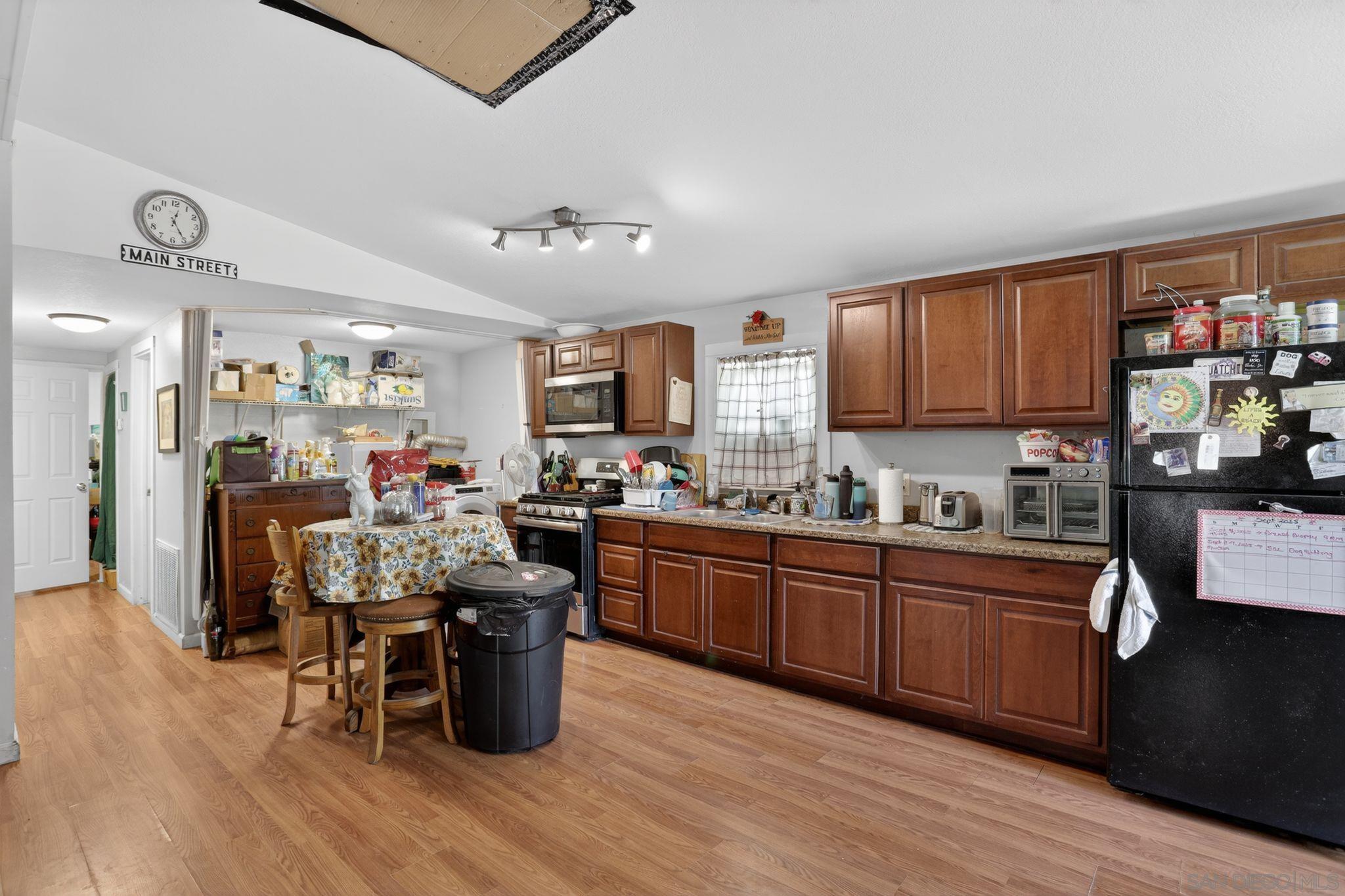 Detail Gallery Image 10 of 30 For 16522  Stagecoach, Corning,  CA 96021 - 3 Beds | 2 Baths