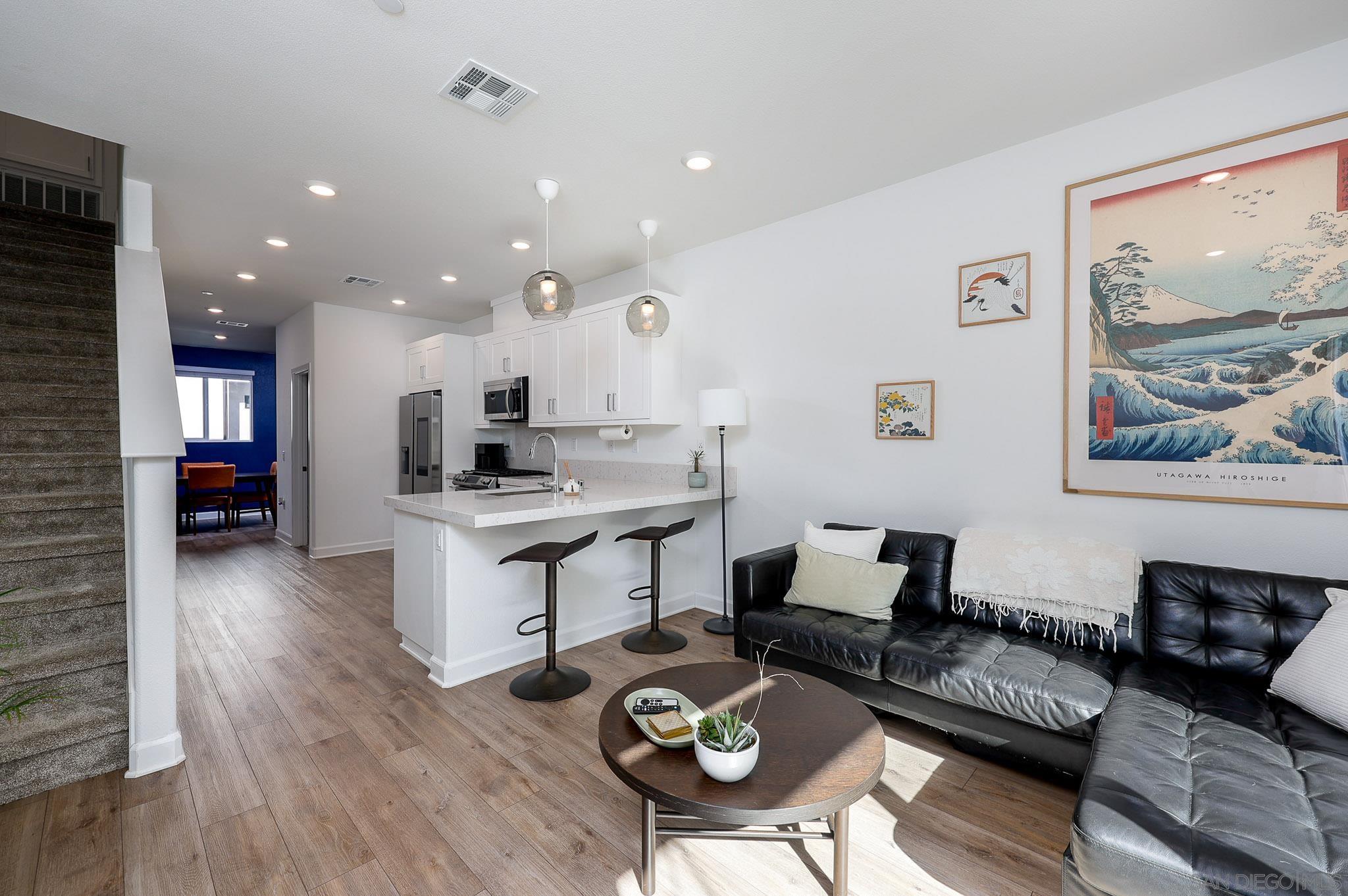 Detail Gallery Image 8 of 38 For 2190  Ocotillo Ln, San Diego,  CA 92154 - 2 Beds | 2/1 Baths