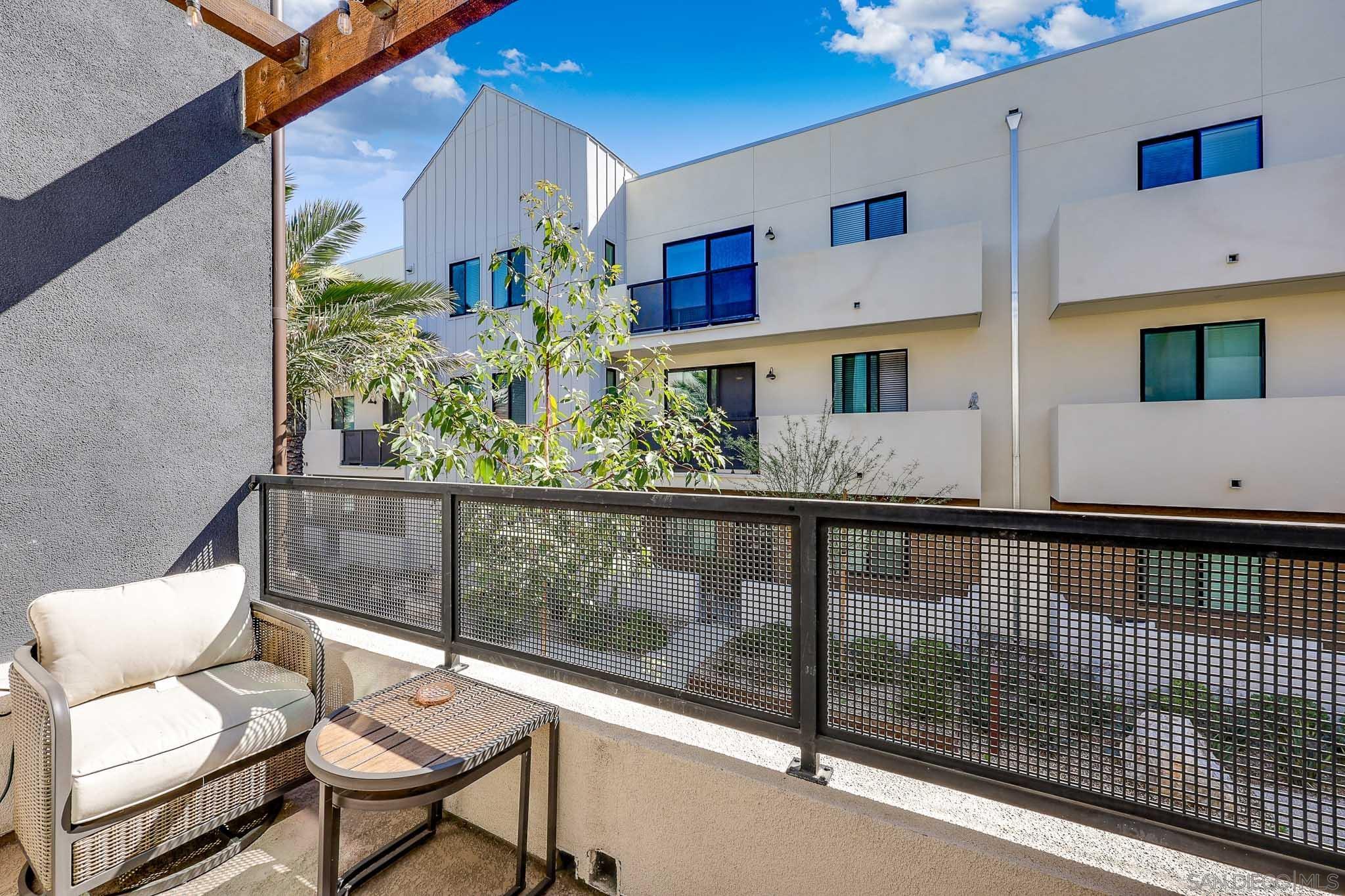 Detail Gallery Image 9 of 38 For 2190  Ocotillo Ln, San Diego,  CA 92154 - 2 Beds | 2/1 Baths