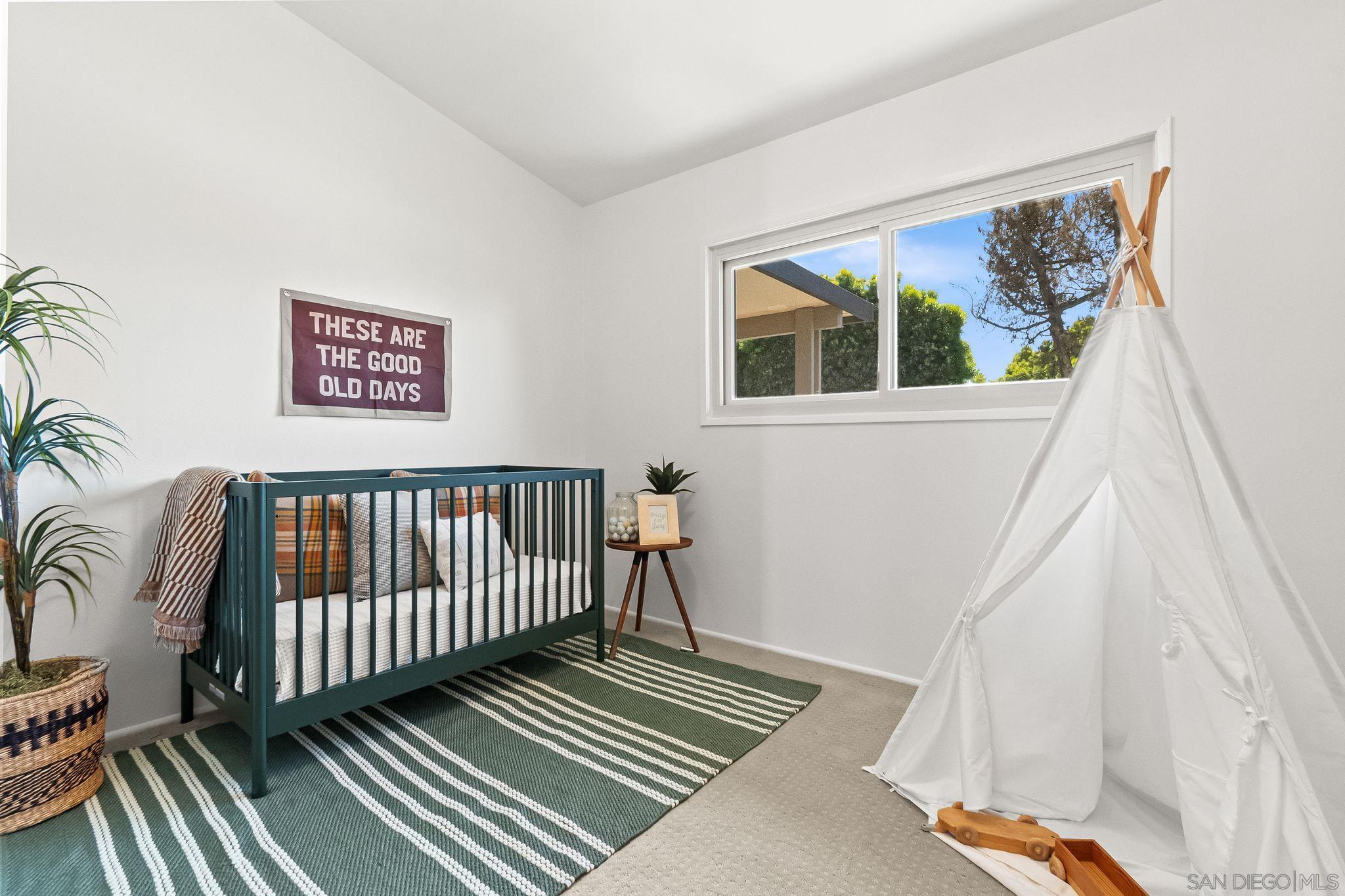 Detail Gallery Image 21 of 48 For 2605  Tonto Way, San Diego,  CA 92117 - 5 Beds | 3 Baths