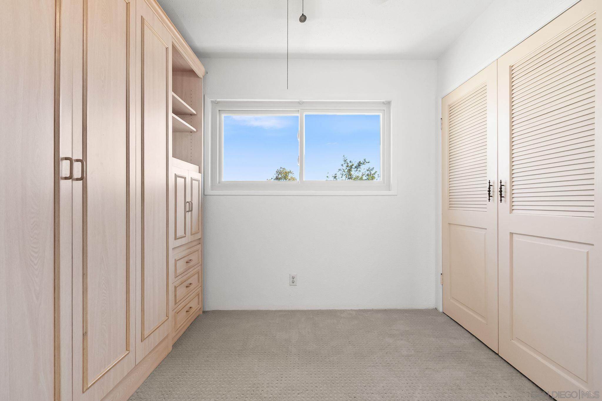 Detail Gallery Image 28 of 48 For 2605  Tonto Way, San Diego,  CA 92117 - 5 Beds | 3 Baths