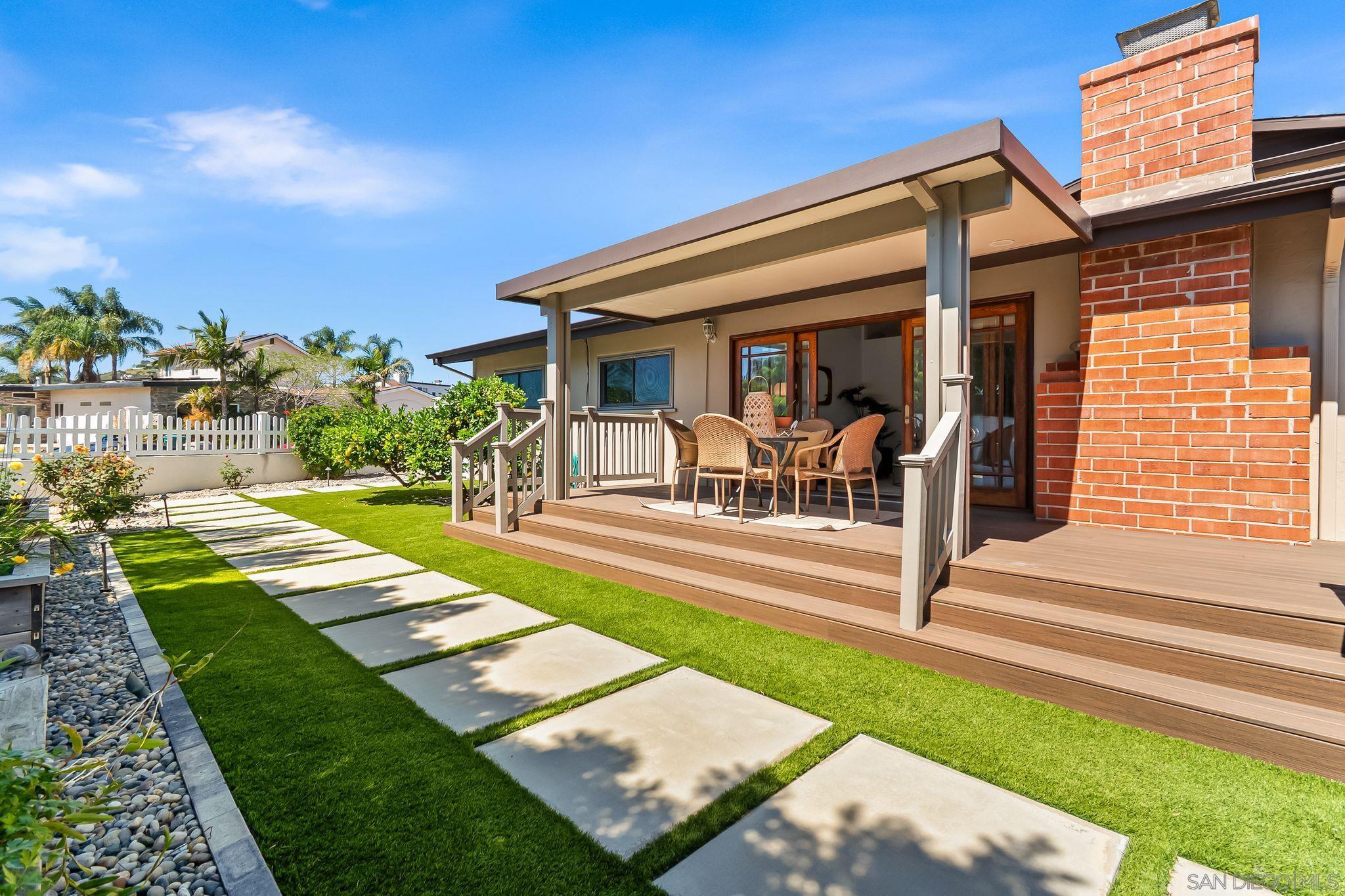 Detail Gallery Image 34 of 48 For 2605  Tonto Way, San Diego,  CA 92117 - 5 Beds | 3 Baths