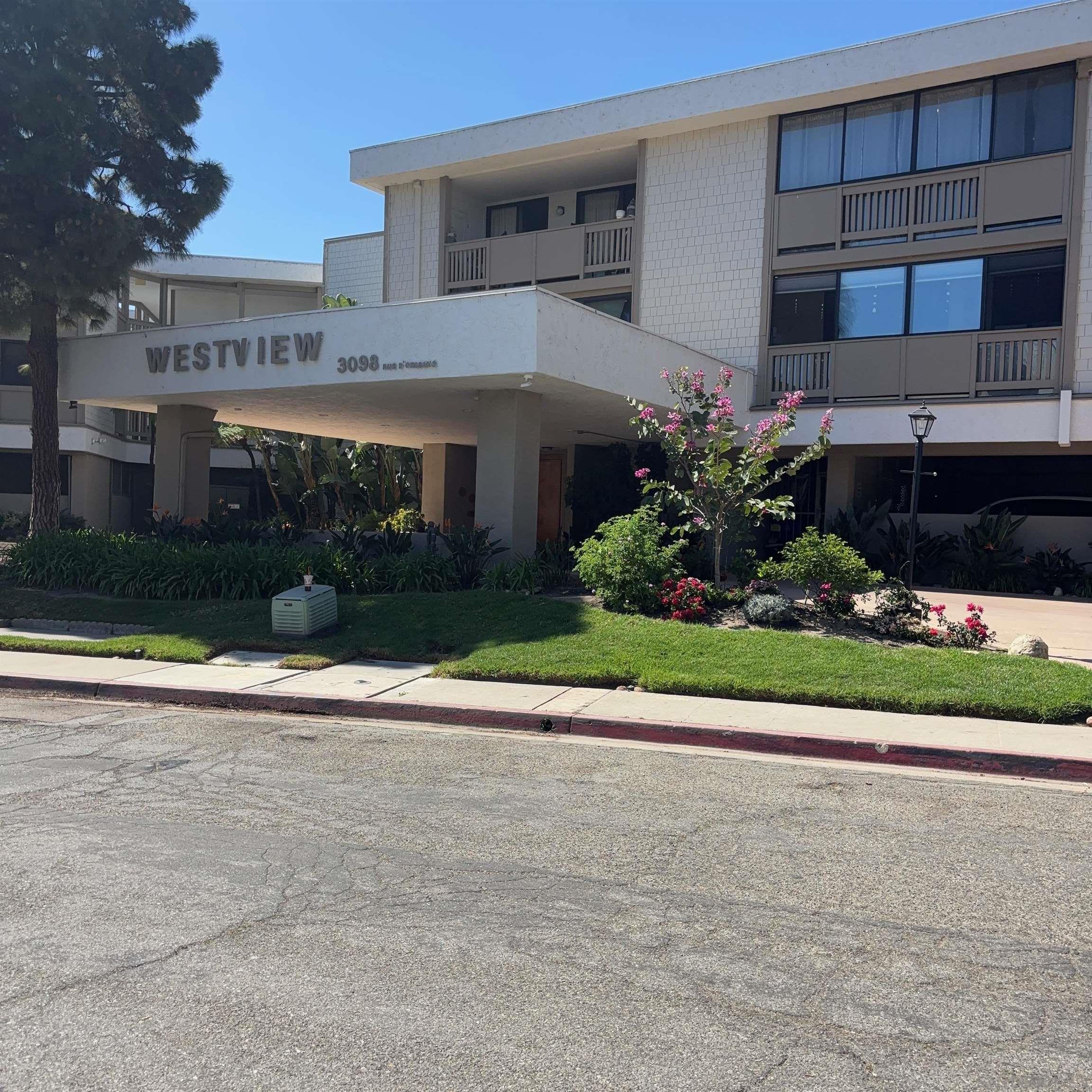 Detail Gallery Image 2 of 7 For 3098  Rue Dorleans  #315,  San Diego,  CA 92110 - 2 Beds | 2 Baths