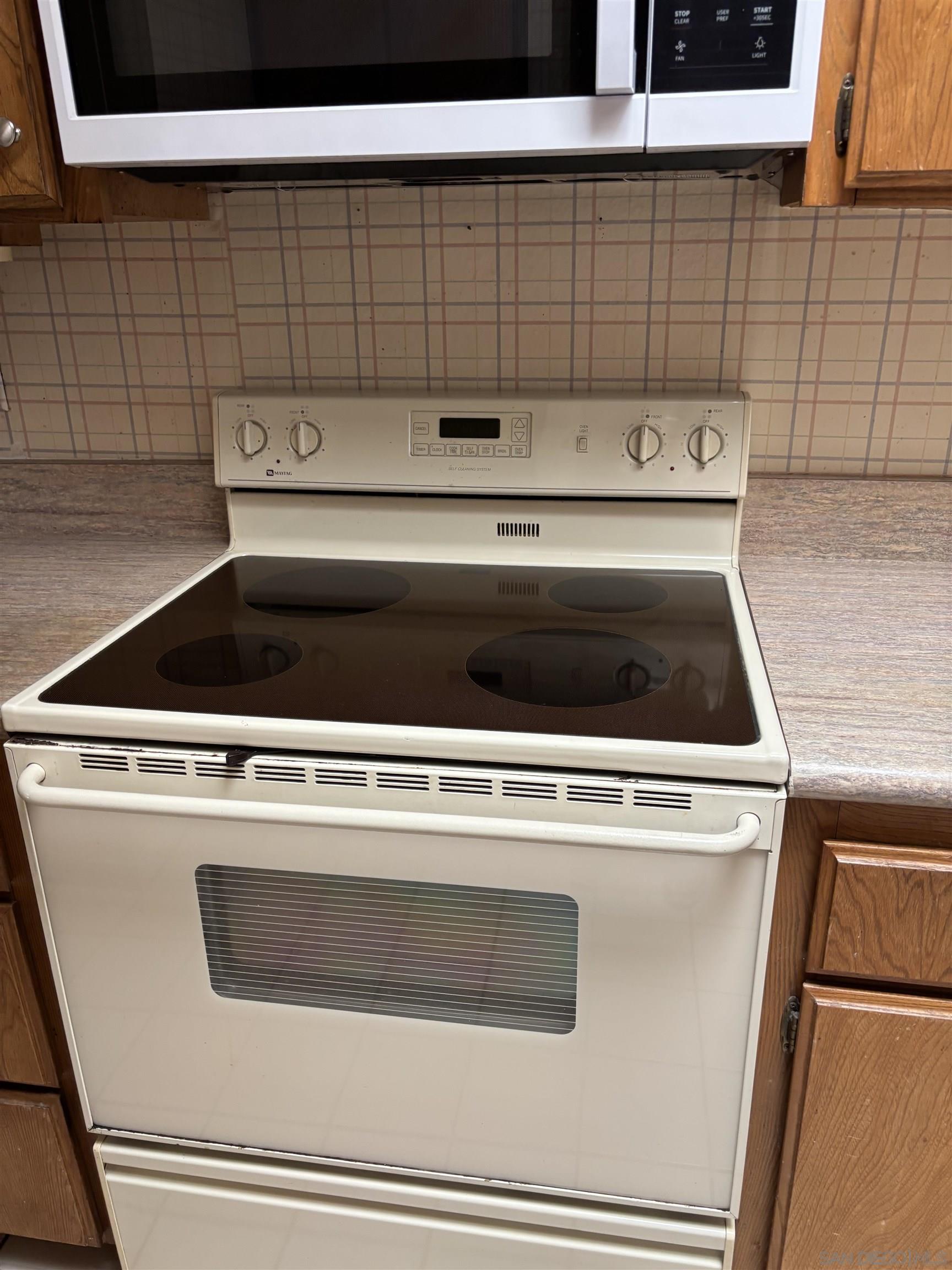 Detail Gallery Image 5 of 7 For 3098  Rue Dorleans  #315,  San Diego,  CA 92110 - 2 Beds | 2 Baths