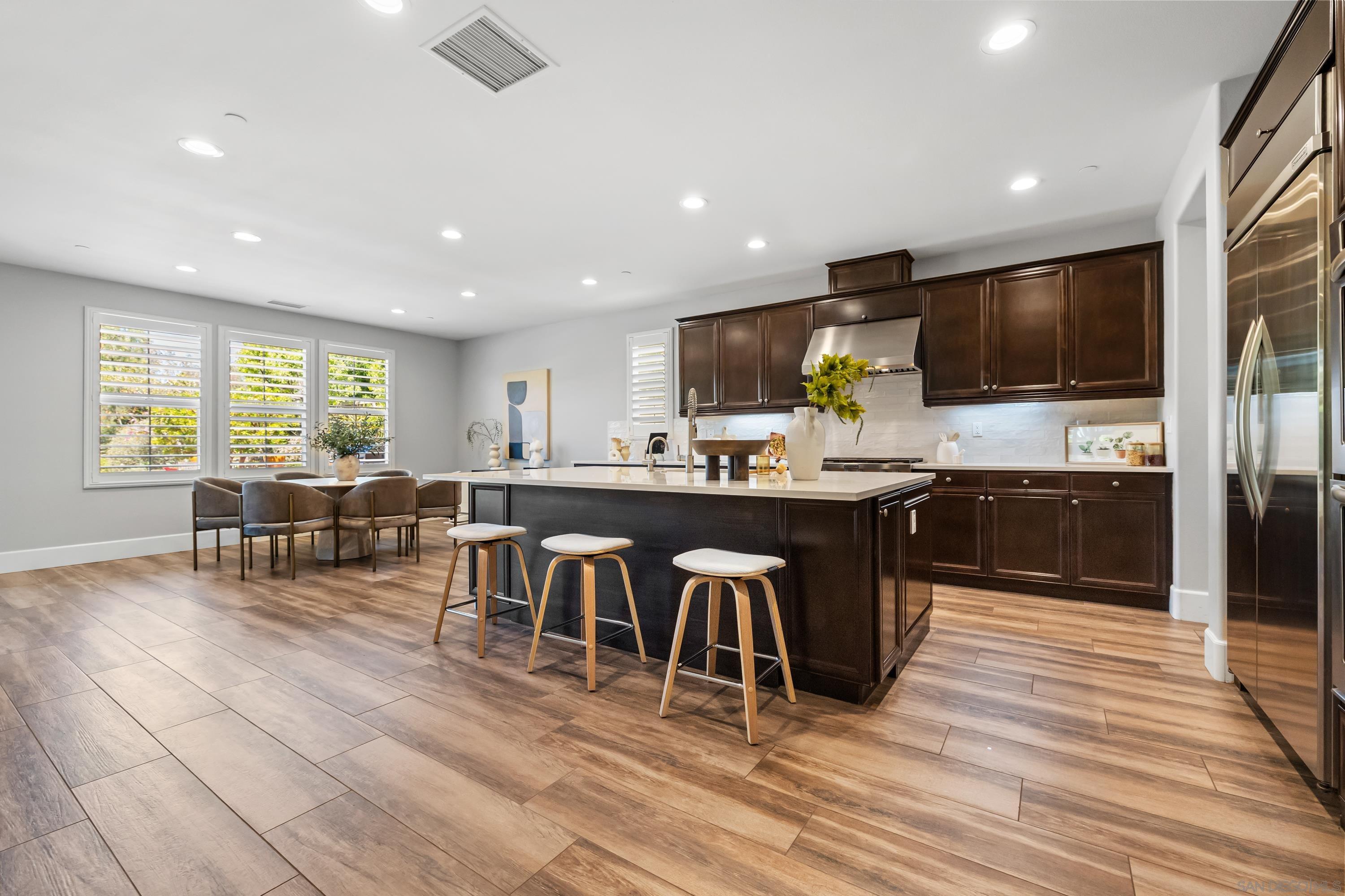 Detail Gallery Image 9 of 37 For 17848  Ralphs Ranch Rd, San Diego,  CA 92127 - 5 Beds | 4/1 Baths