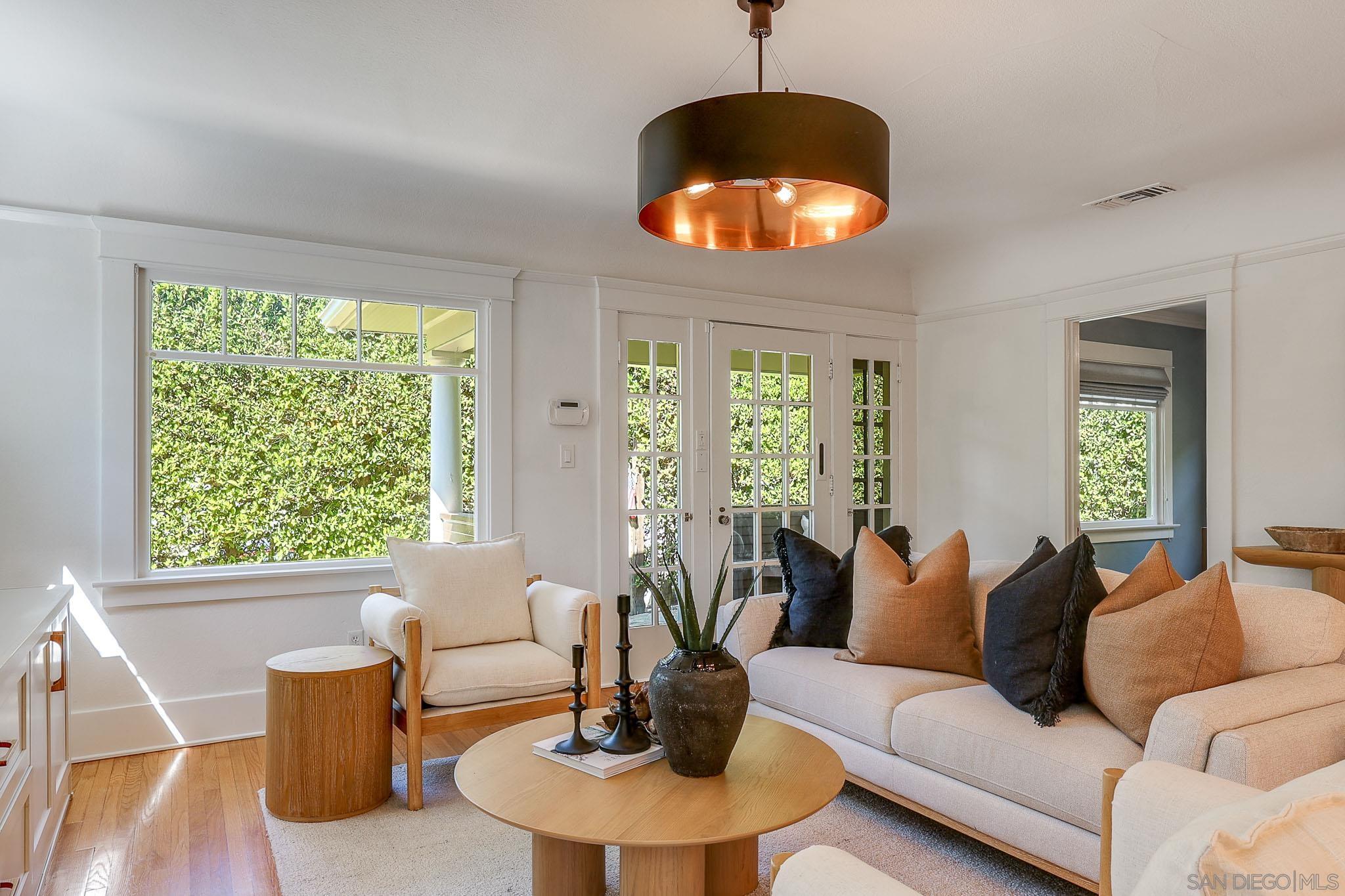 Detail Gallery Image 4 of 42 For 2819  a St, San Diego,  CA 92102 - 3 Beds | 2 Baths