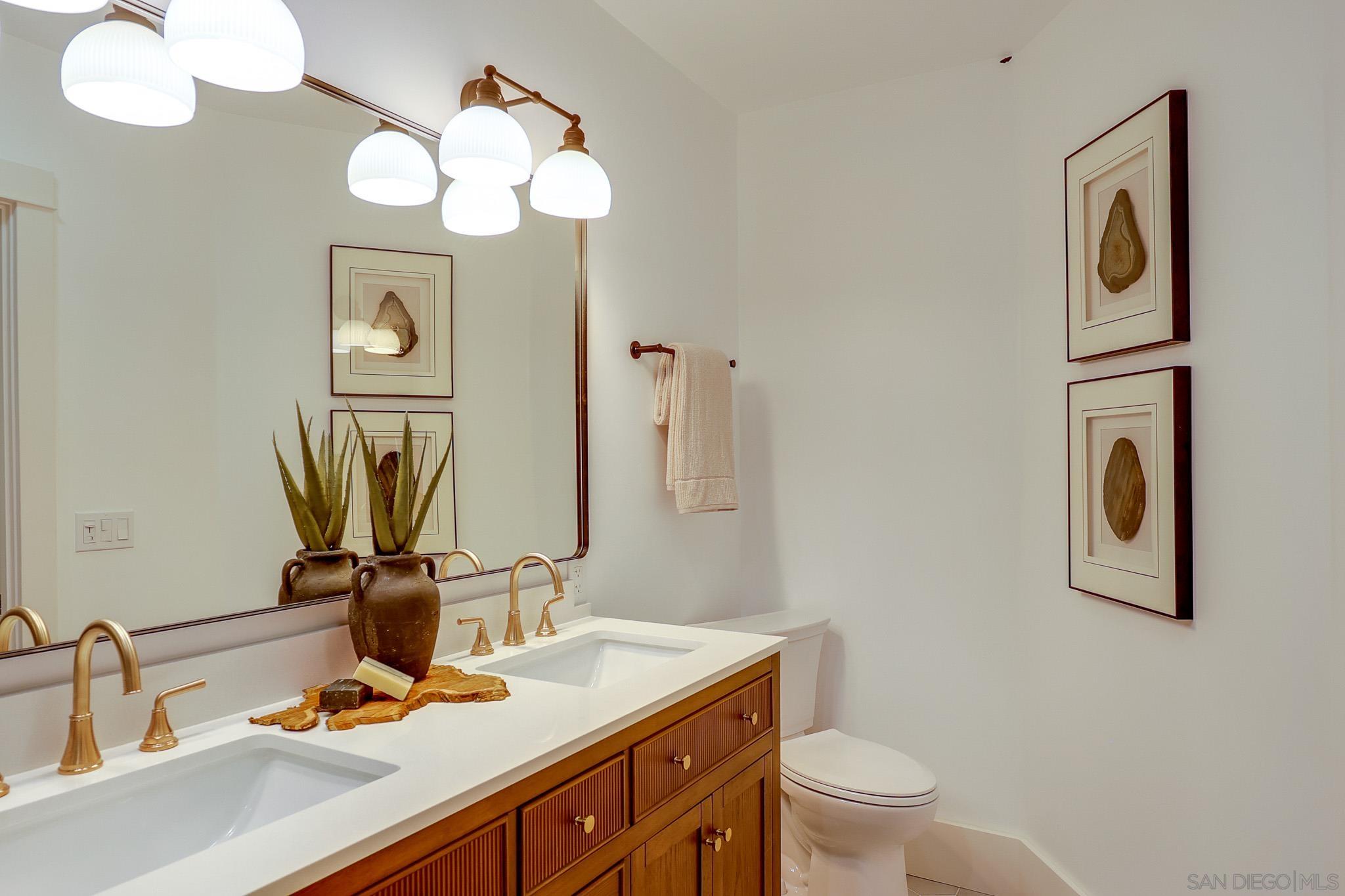 Detail Gallery Image 4 of 36 For 2819  a St, San Diego,  CA 92102 - 3 Beds | 2 Baths