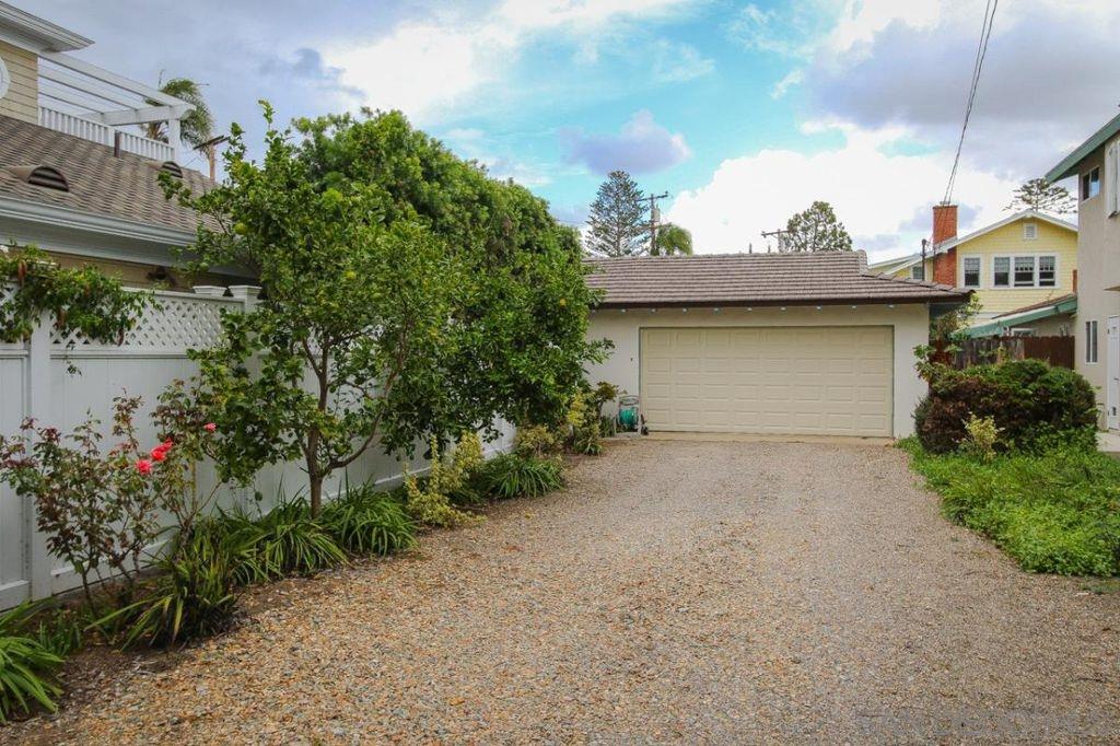 Detail Gallery Image 22 of 25 For 1045  Adella, Coronado,  CA 92118 - 3 Beds | 2 Baths