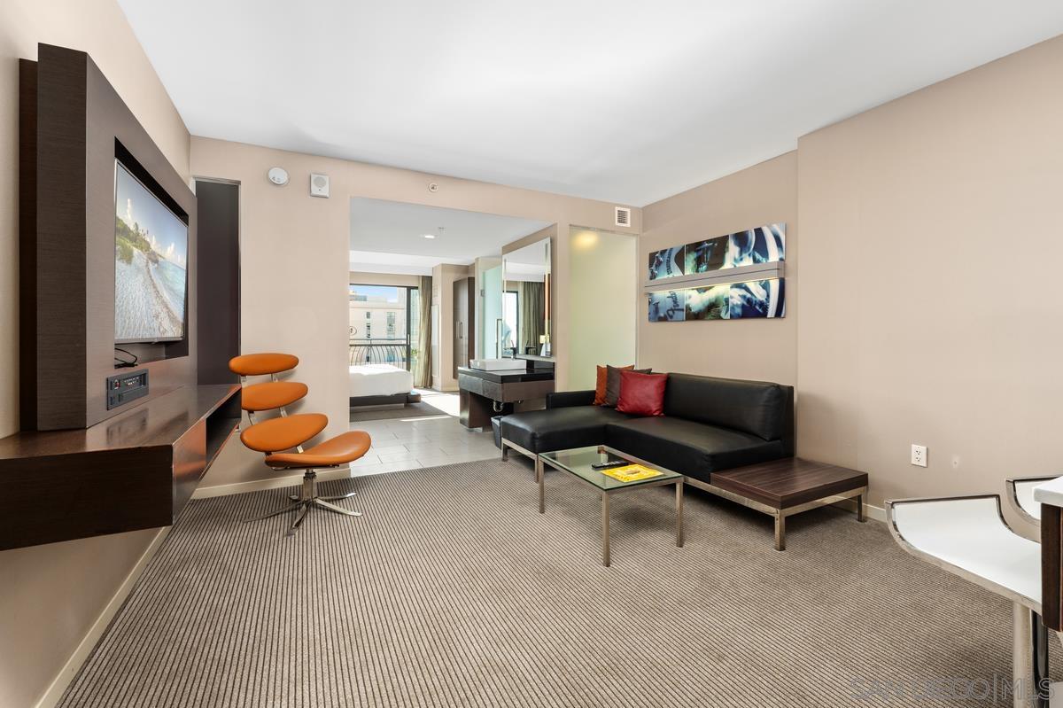 Detail Gallery Image 3 of 18 For 207  5th Ave  #1043,  San Diego,  CA 92101 - 1 Beds | 1 Baths