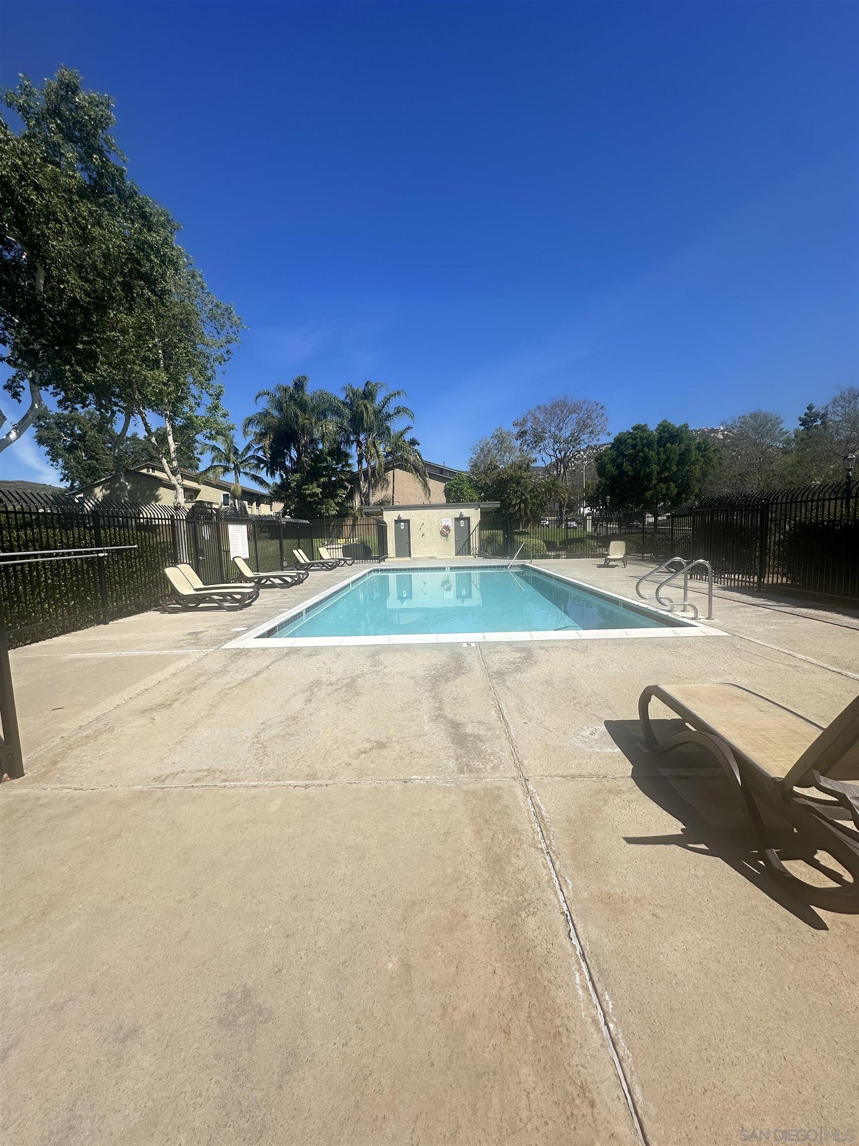 Detail Gallery Image 33 of 36 For 10201  Princess Sarit Way, Santee,  CA 92071 - 2 Beds | 1 Baths