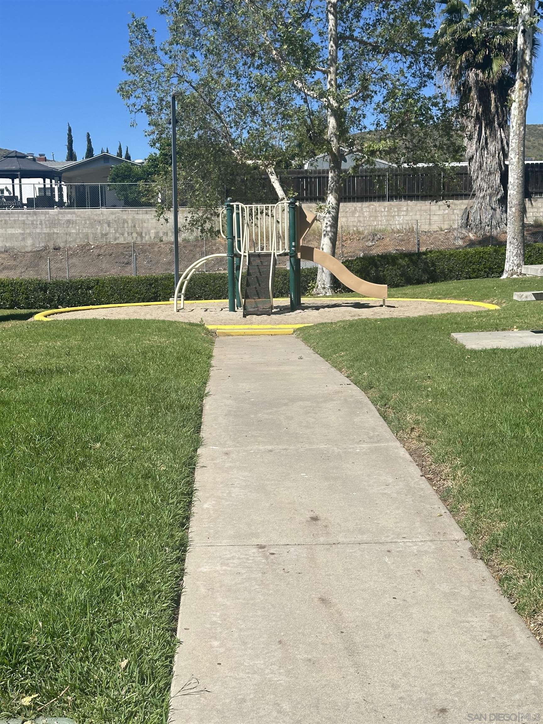 Detail Gallery Image 36 of 36 For 10201  Princess Sarit Way, Santee,  CA 92071 - 2 Beds | 1 Baths