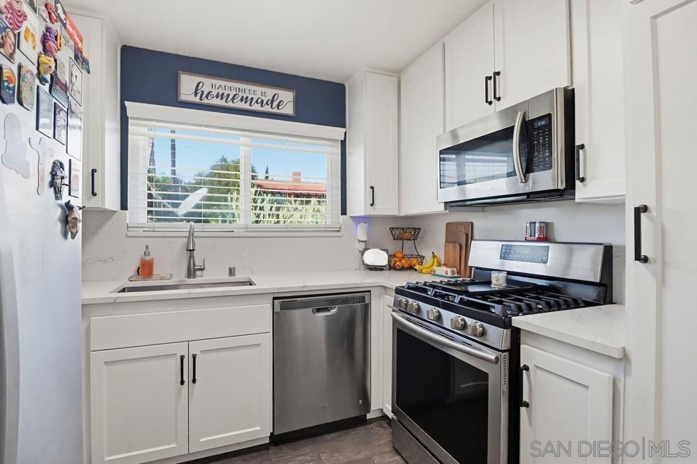 Detail Gallery Image 8 of 36 For 10201  Princess Sarit Way, Santee,  CA 92071 - 2 Beds | 1 Baths