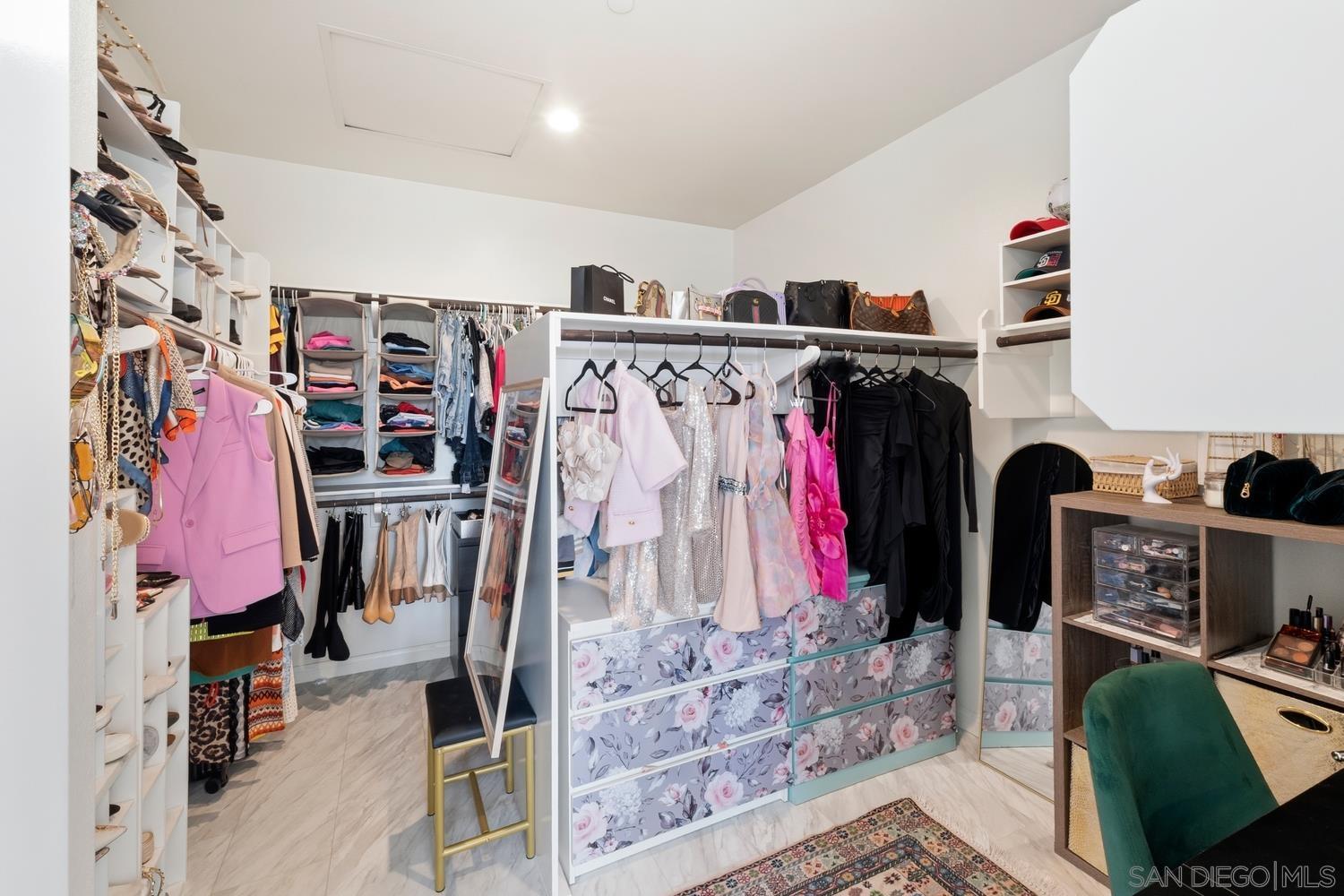 Detail Gallery Image 42 of 75 For 994  Camino Cantera, Chula Vista,  CA 91913 - 4 Beds | 3/1 Baths