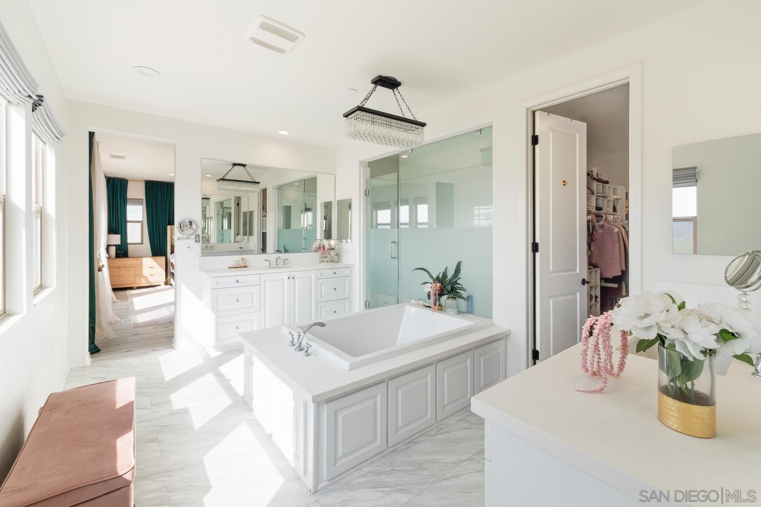 Detail Gallery Image 50 of 75 For 994  Camino Cantera, Chula Vista,  CA 91913 - 4 Beds | 3/1 Baths