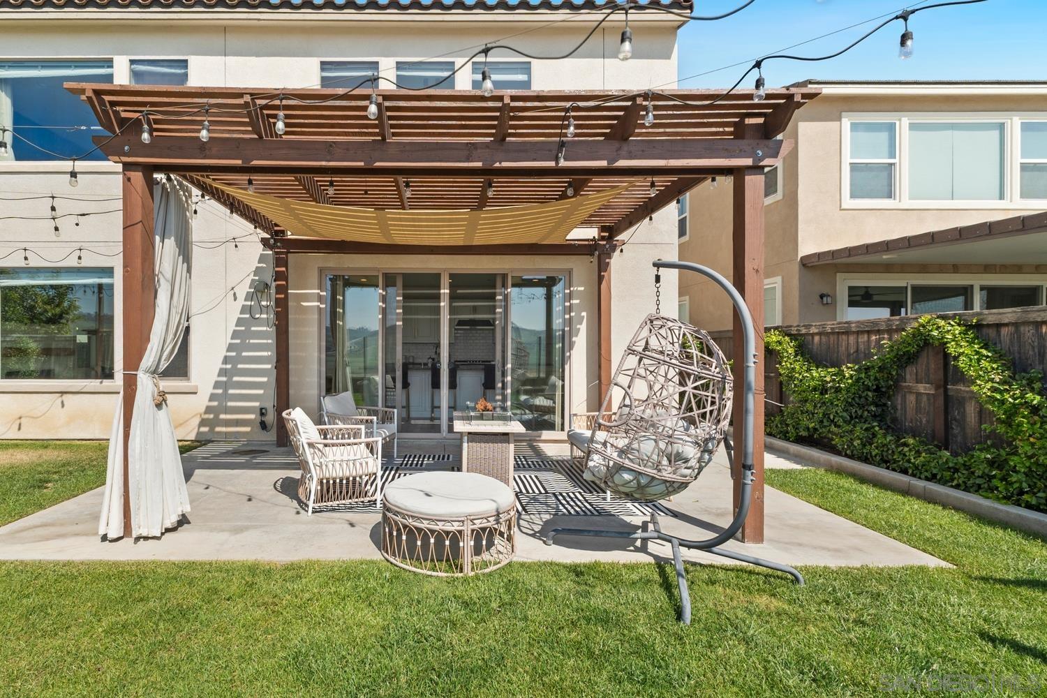 Detail Gallery Image 60 of 75 For 994  Camino Cantera, Chula Vista,  CA 91913 - 4 Beds | 3/1 Baths