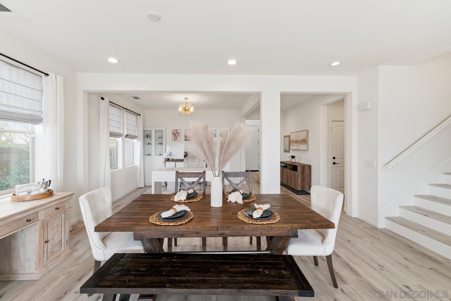 Detail Gallery Image 9 of 75 For 994  Camino Cantera, Chula Vista,  CA 91913 - 4 Beds | 3/1 Baths