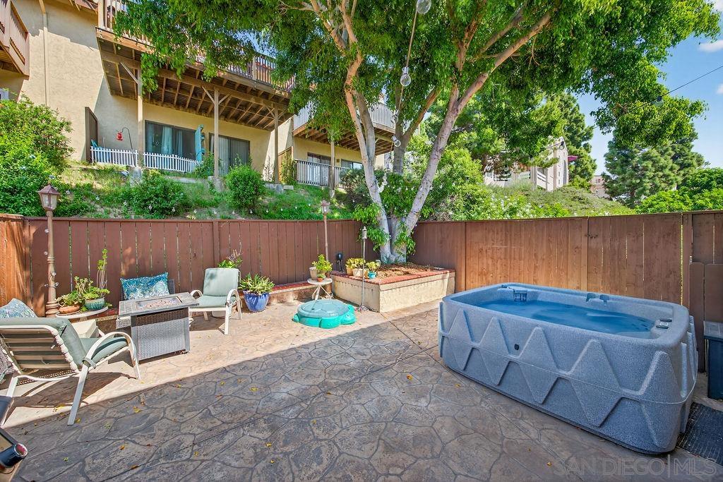 Detail Gallery Image 21 of 55 For 6998  Camino Degrazia, San Diego,  CA 92111 - 3 Beds | 3 Baths