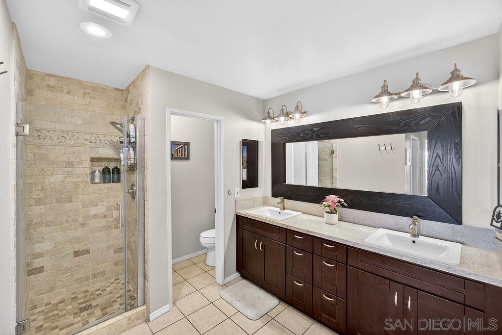 Detail Gallery Image 37 of 55 For 6998  Camino Degrazia, San Diego,  CA 92111 - 3 Beds | 3 Baths