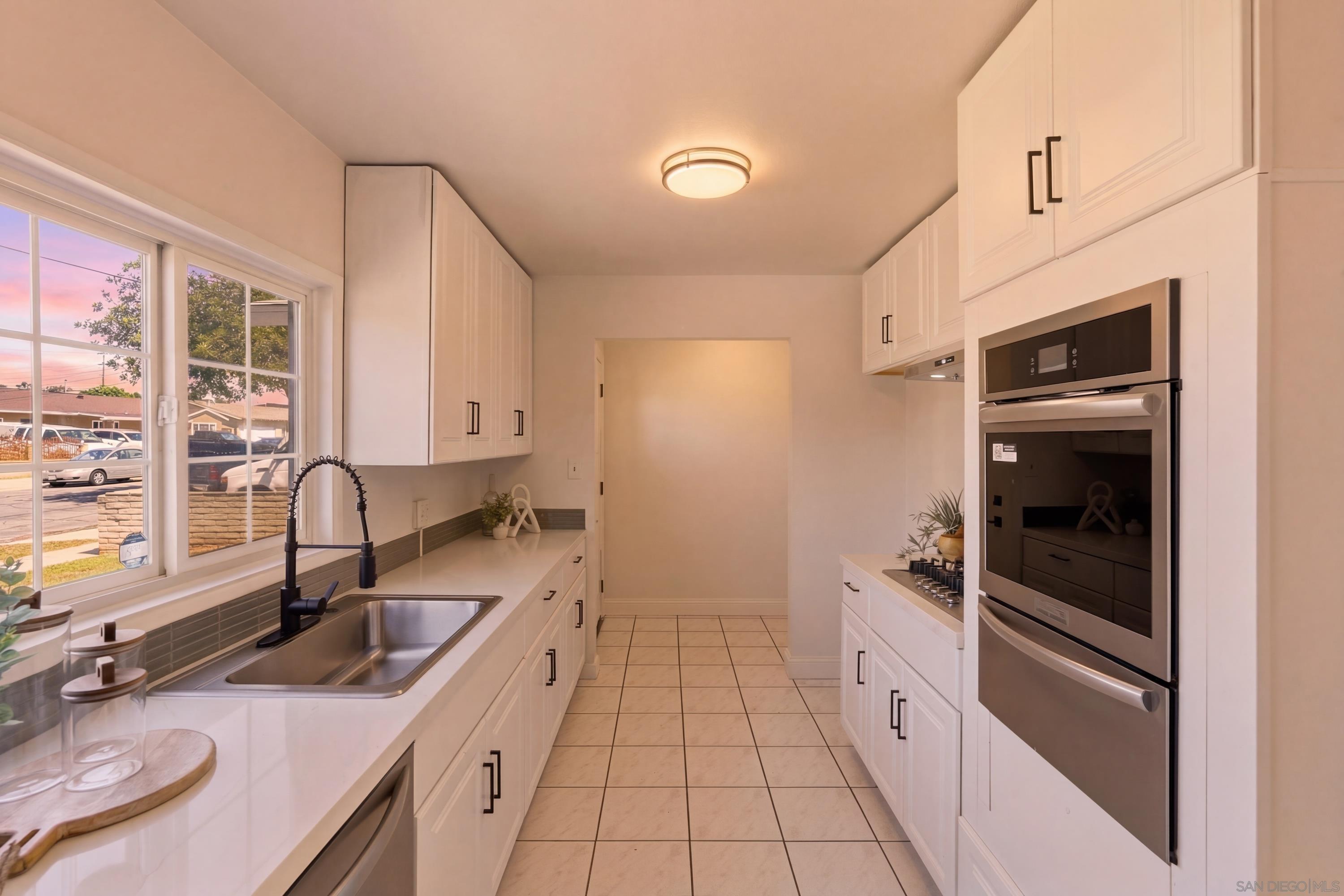 Detail Gallery Image 11 of 42 For 2113  Imogene, San Diego,  CA 92154 - 3 Beds | 1 Baths