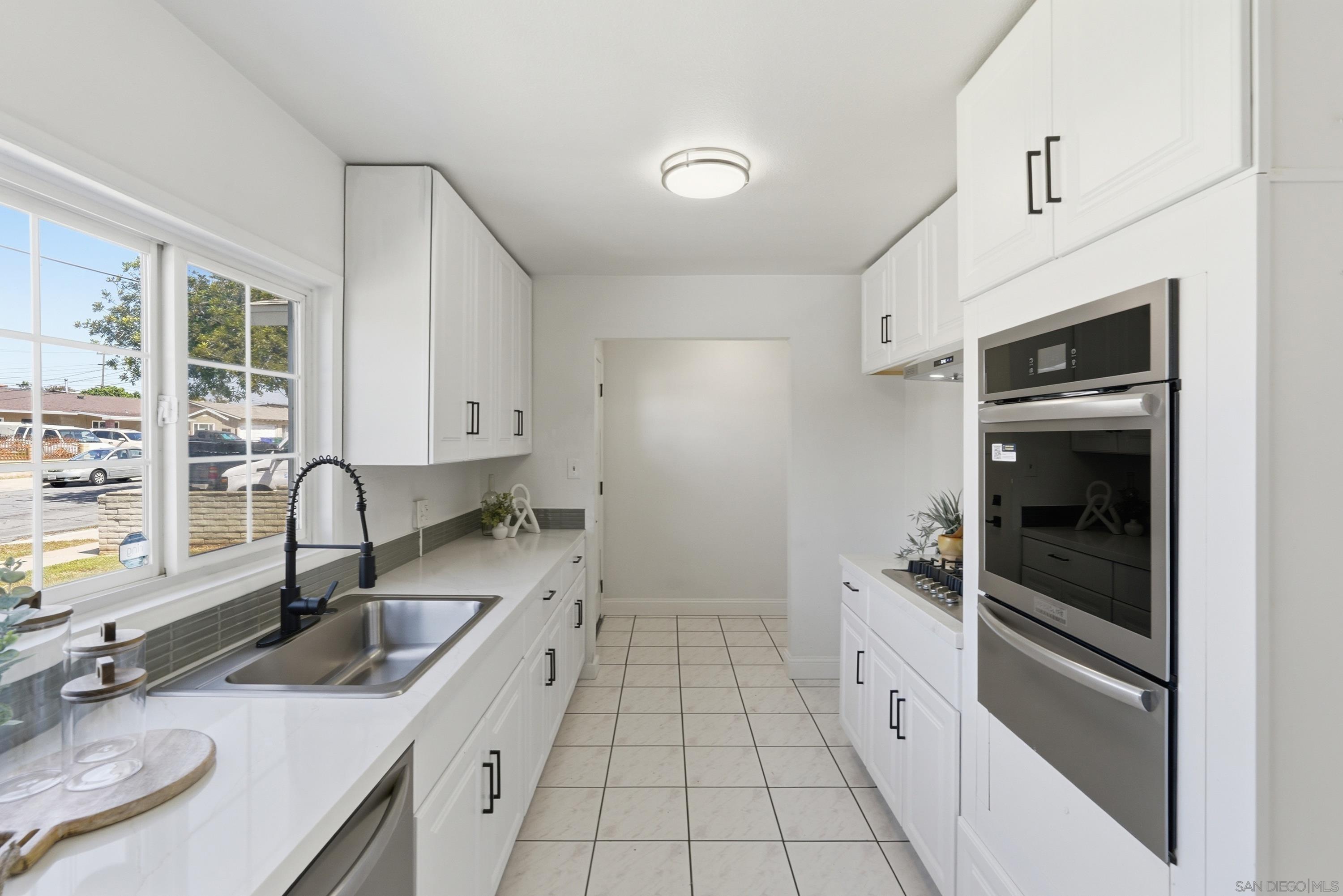 Detail Gallery Image 12 of 42 For 2113  Imogene, San Diego,  CA 92154 - 3 Beds | 1 Baths