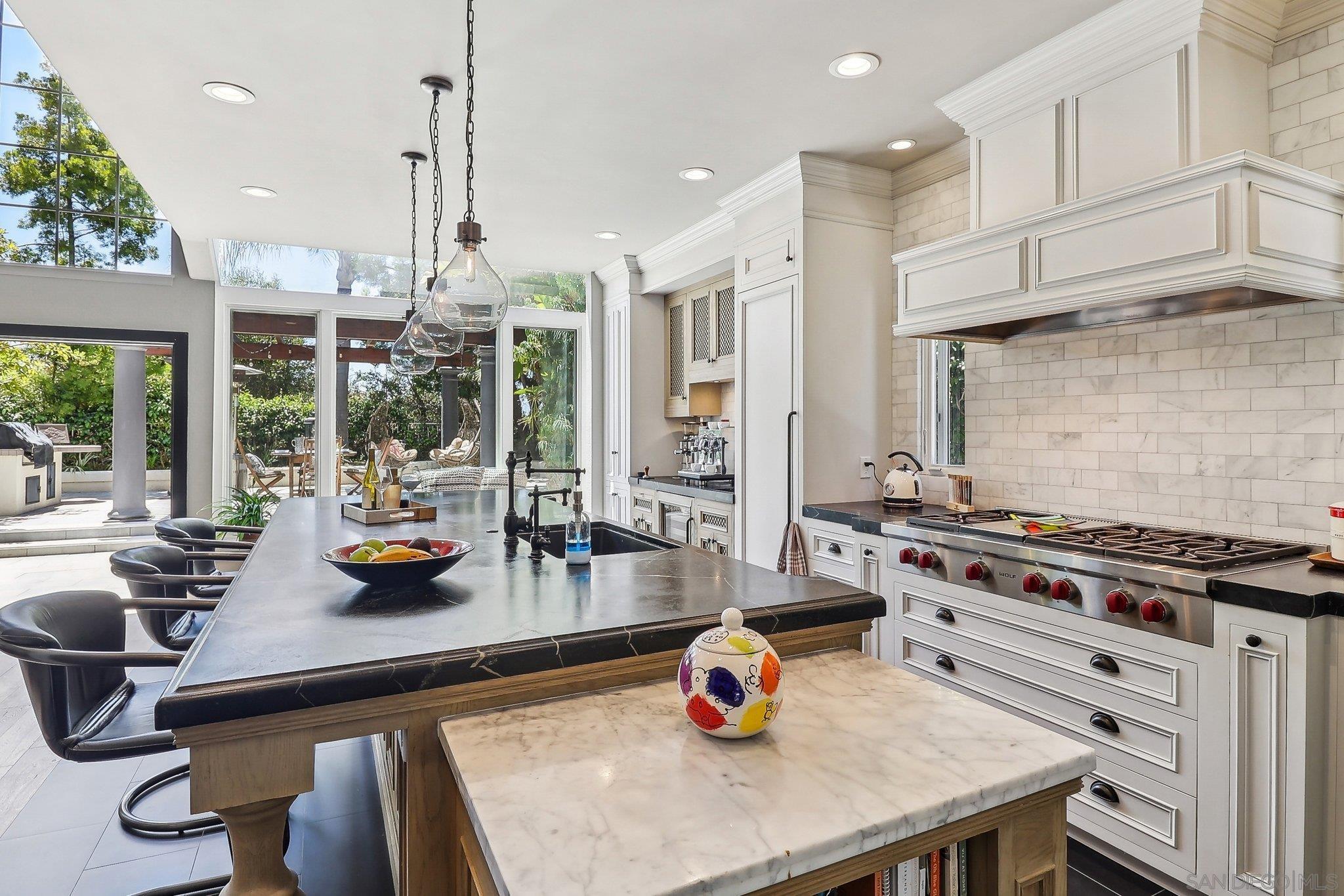 Front Image Thumbnail for SD260007023