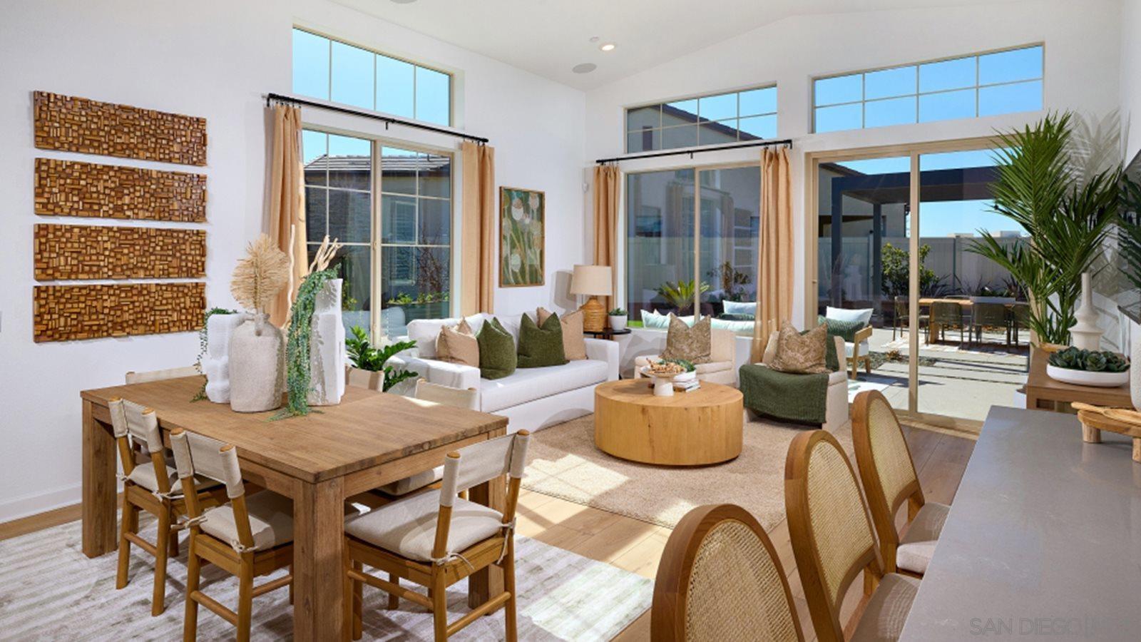 Detail Gallery Image 12 of 19 For 12485  Miranda Way, San Diego,  CA 92129 - 3 Beds | 2 Baths