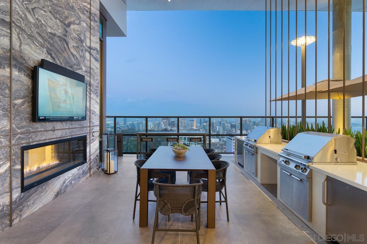 Detail Gallery Image 15 of 63 For 525  Olive  1912, San Diego,  CA 92103 - 2 Beds | 2 Baths