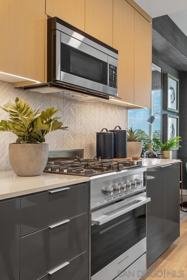 Detail Gallery Image 51 of 63 For 525  Olive  1912, San Diego,  CA 92103 - 2 Beds | 2 Baths