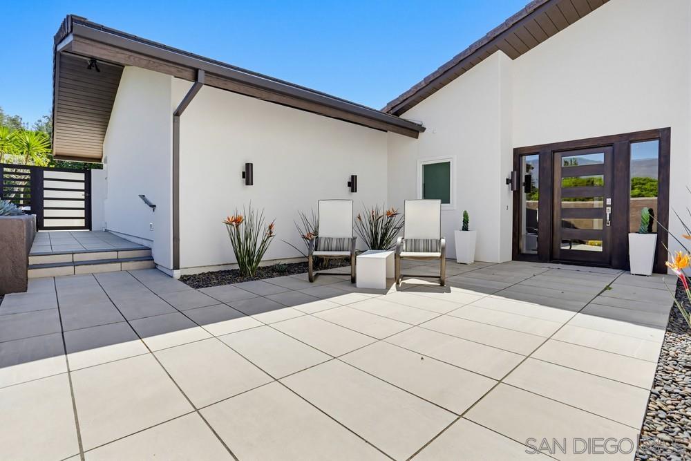 Detail Gallery Image 2 of 32 For 32326  Cahuka Ct, Pauma Valley,  CA 92061 - 3 Beds | 3 Baths