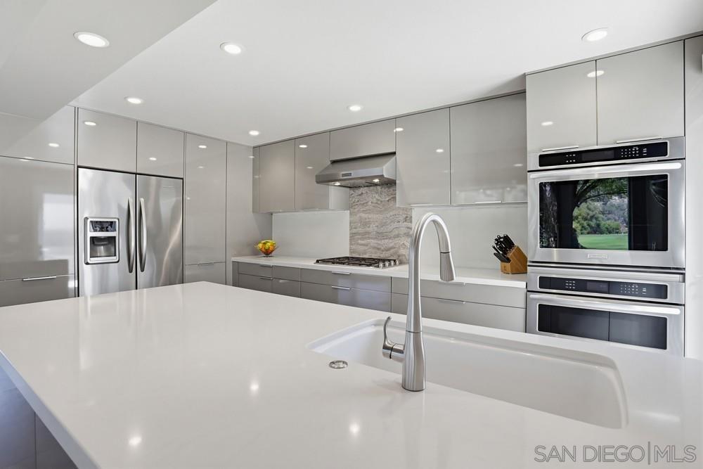 Detail Gallery Image 8 of 32 For 32326  Cahuka Ct, Pauma Valley,  CA 92061 - 3 Beds | 3 Baths