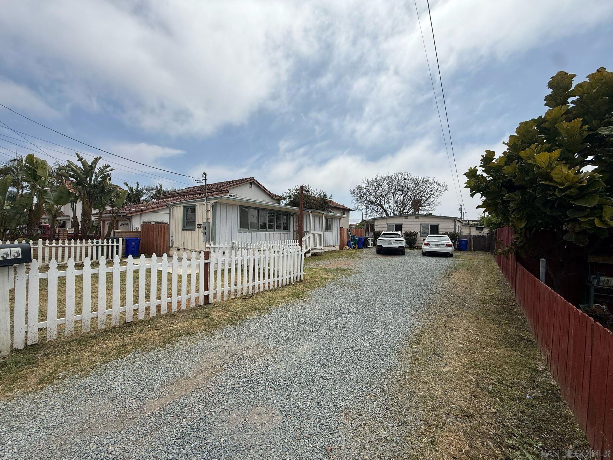 Front Image Thumbnail for SD260007028