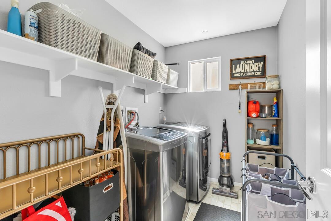 Detail Gallery Image 33 of 51 For 1810  Casa Morro St, Chula Vista,  CA 91915 - 4 Beds | 3 Baths